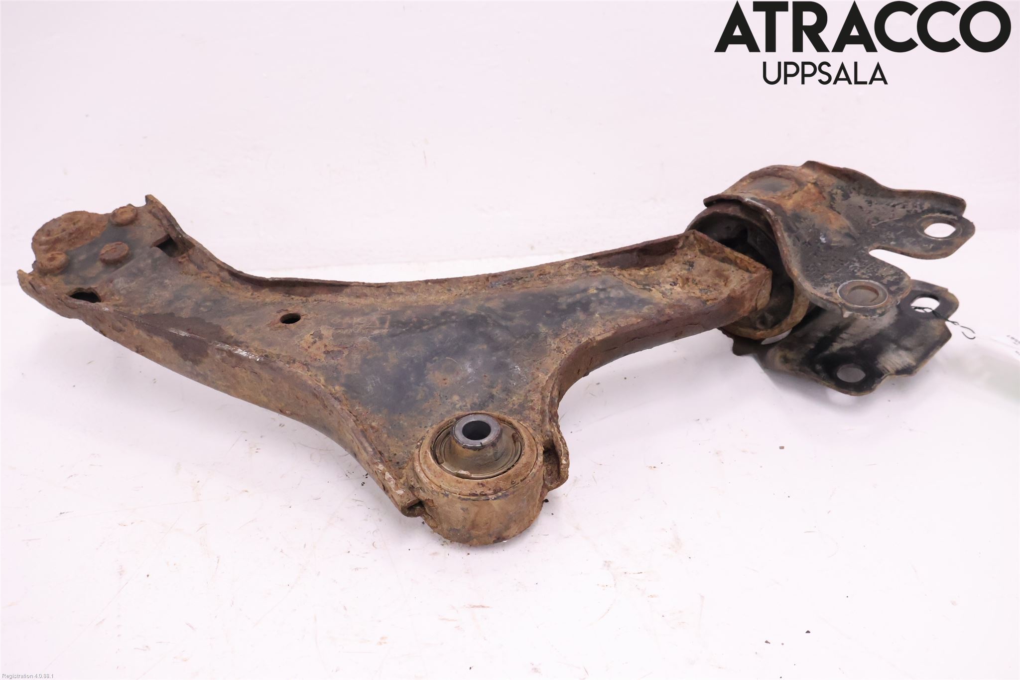 Volvo V70 08-13 Bärarm Fram Undre Vä