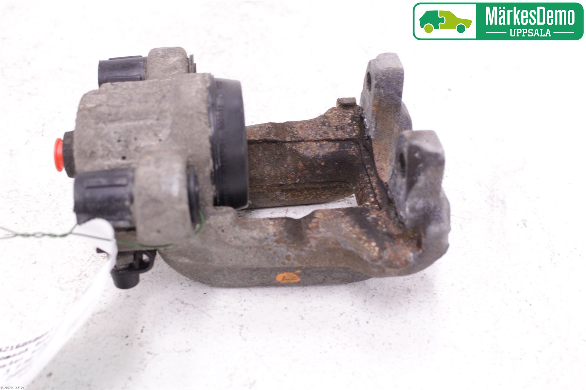 BMW 3 F30/F31/F80 12-19 Bromsok Bak Vänster