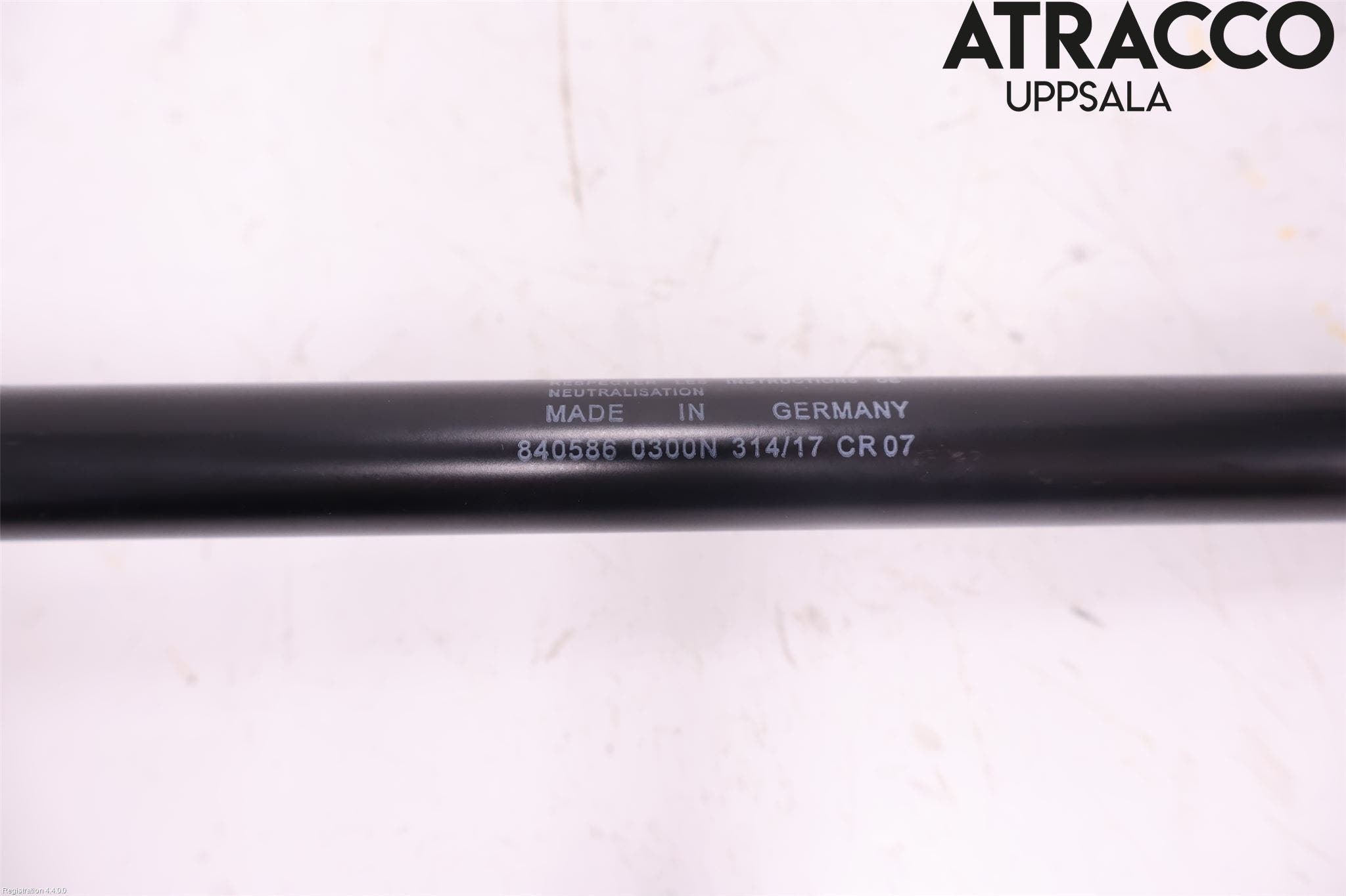 Volvo V90 17->> Gasfjäder Motorhuv