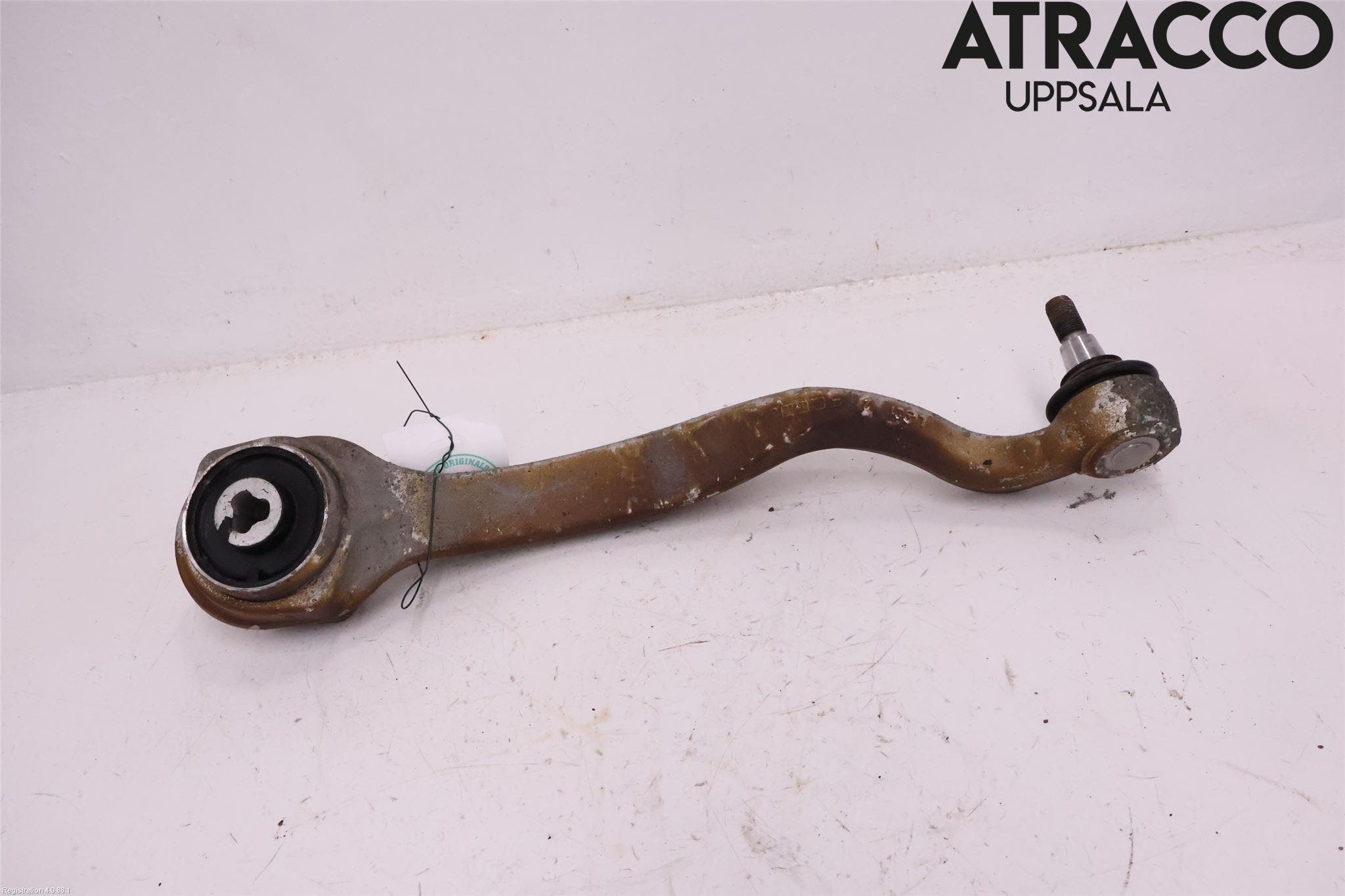 Mercedes-Benz MB E-KLASS (W212) 09-16 Bärarm Fram Undre Vä