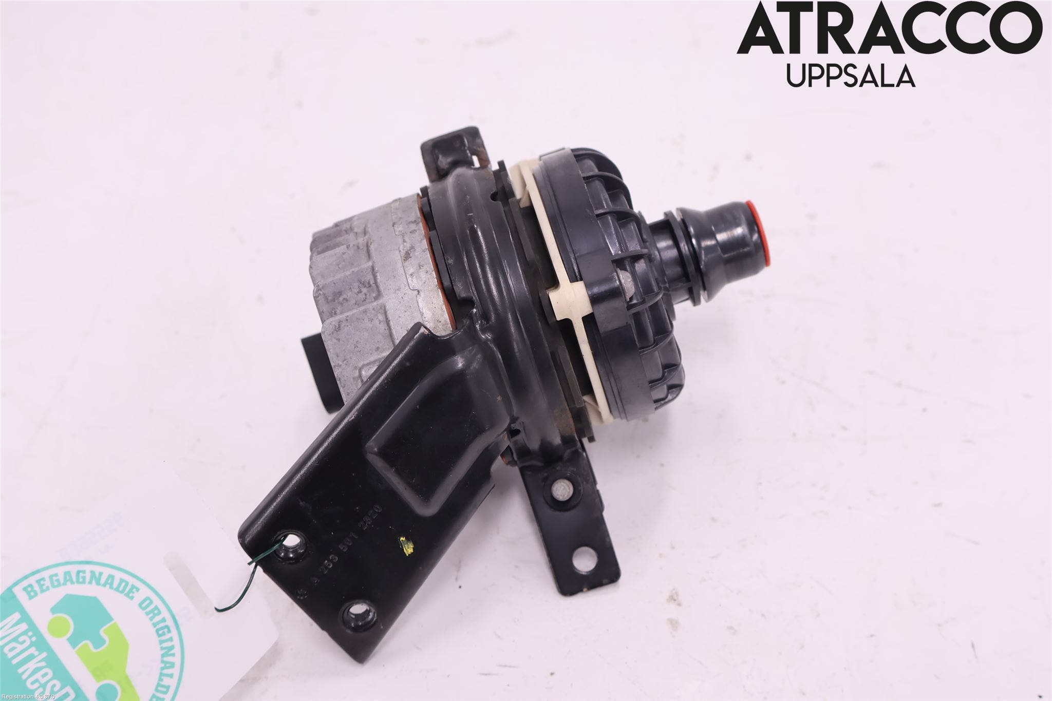 Mercedes-Benz MB E-KLASS (W213) 16-23 Vattenpump