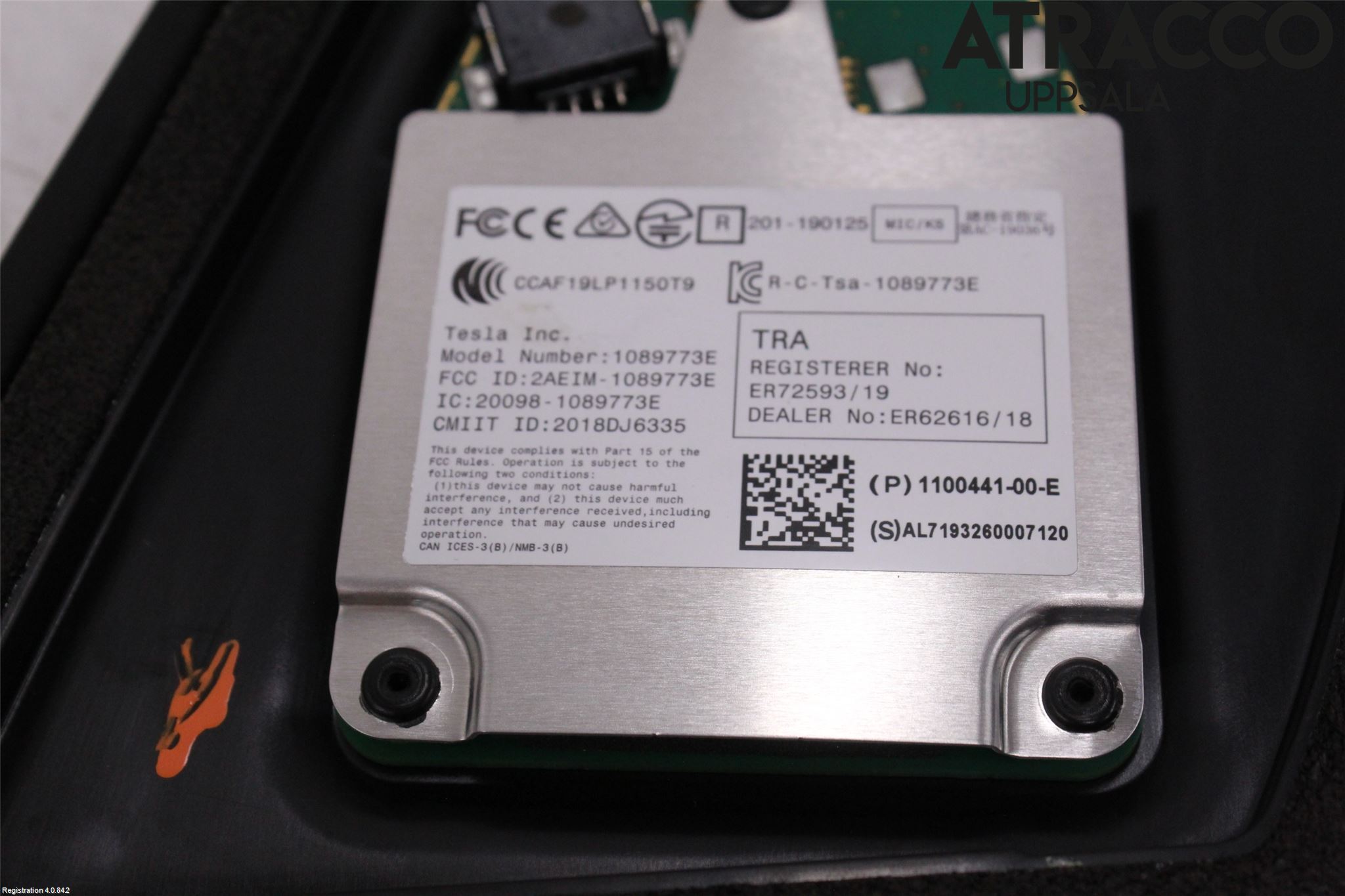 Tesla MODEL 3 17- List Hö