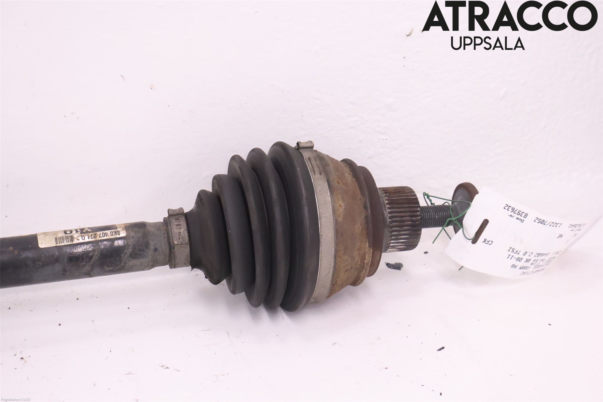 Audi A4/S4 08-11 Drivaxel Fram Höger
