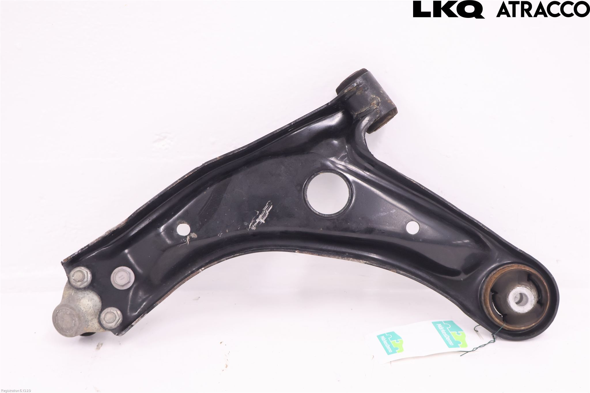 Toyota YARIS CROSS XP21 21- Bärarm Fram Undre Hö