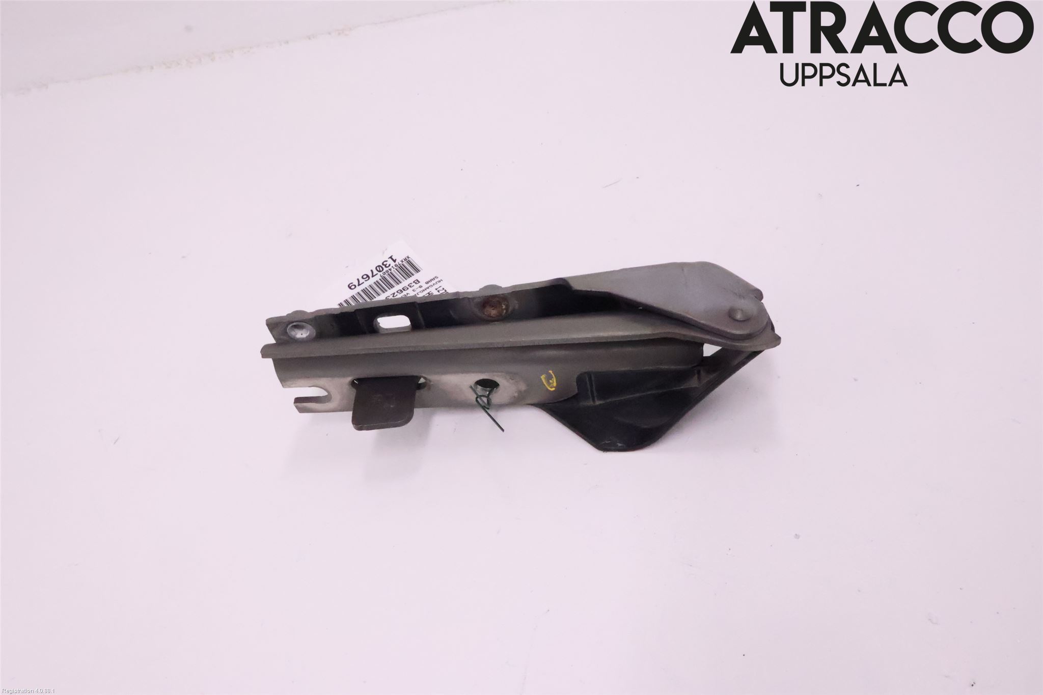 Saab 9-3 VER 2 Huvgångjärn