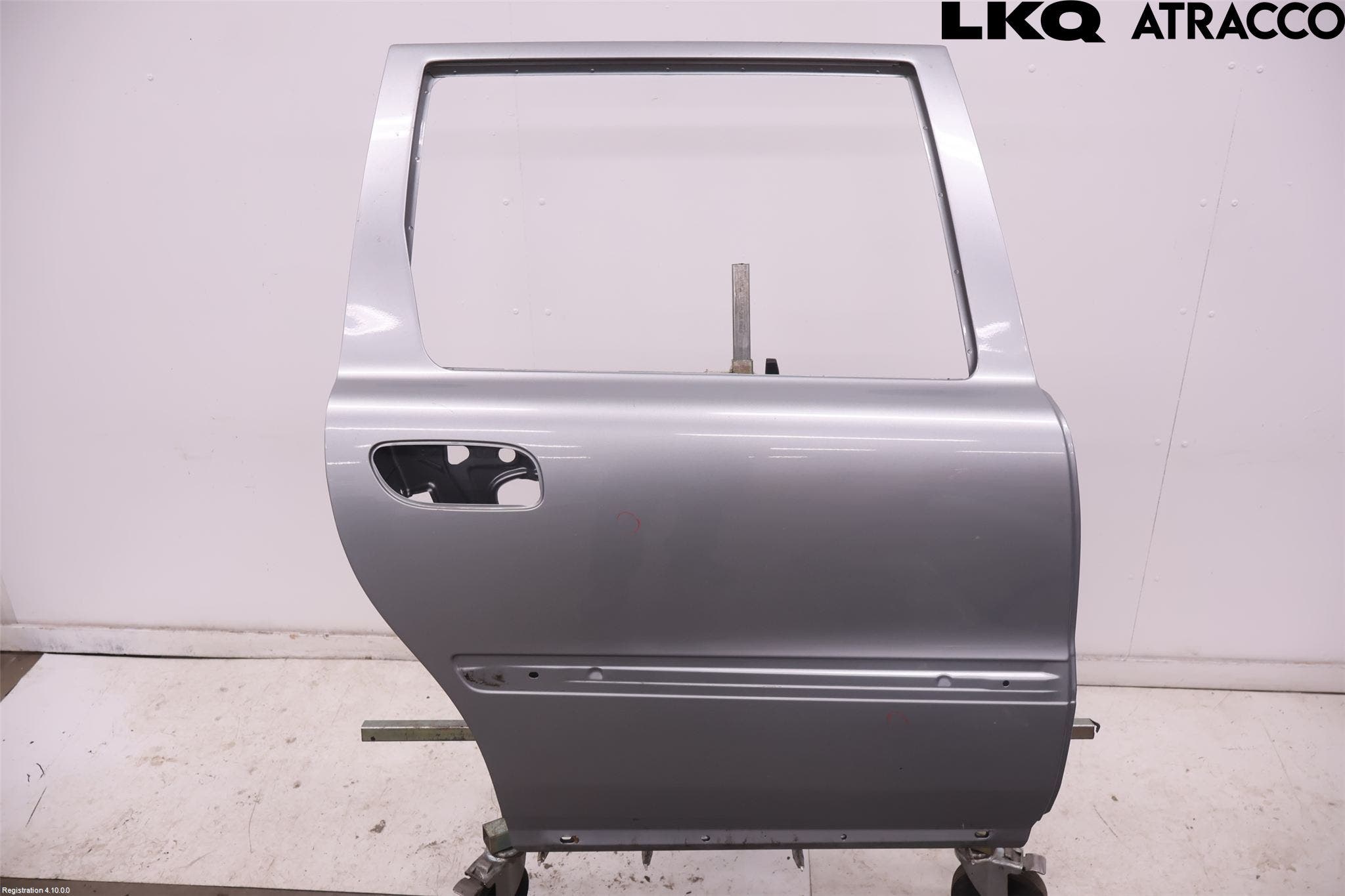 Volvo V70 05-08 Dörr Bak Höger