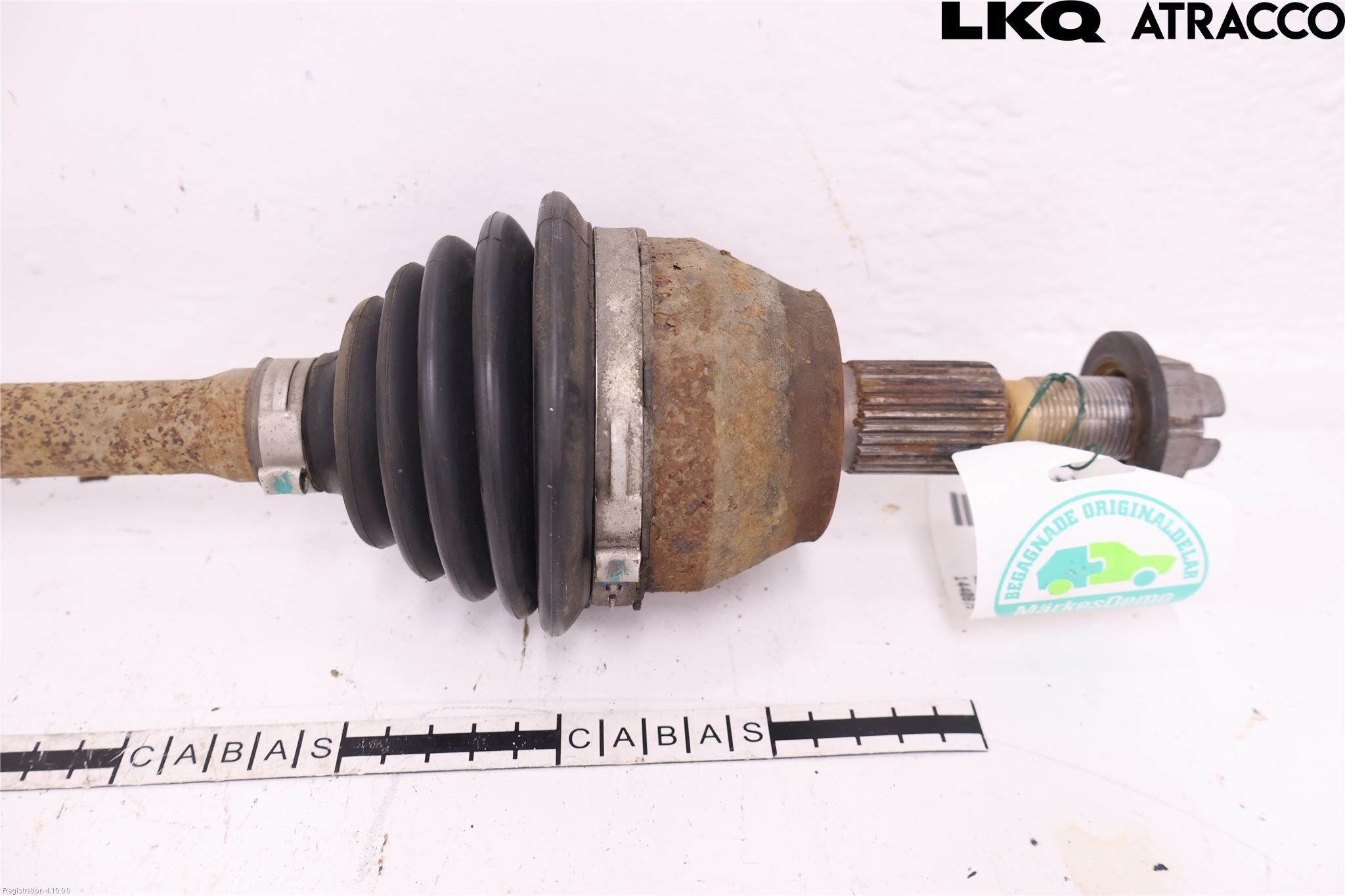Ford FOCUS 15-18 Drivaxel Fram Vänster
