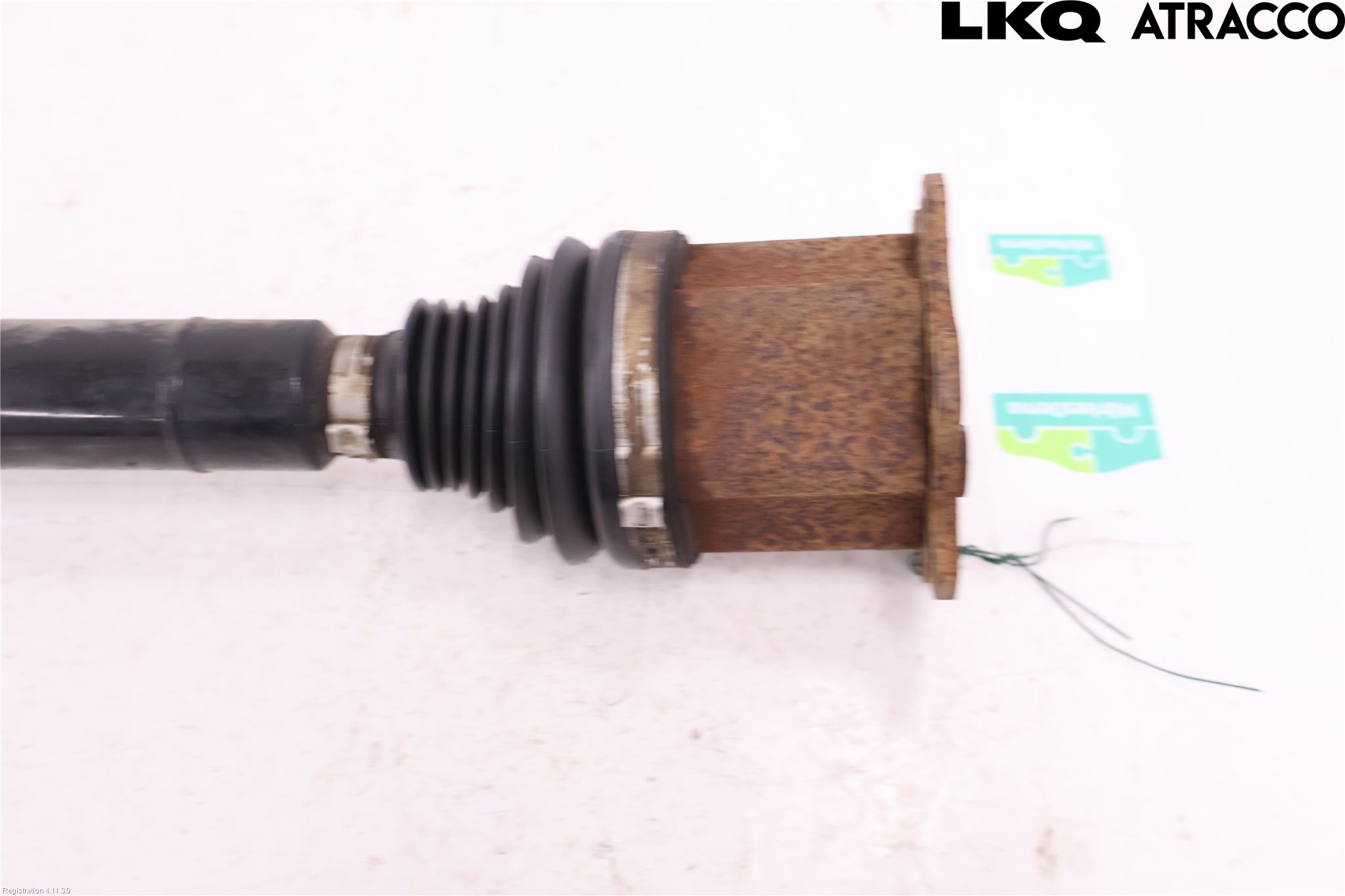 Volkswagen VW CADDY 16-20 Drivaxel Fram Höger