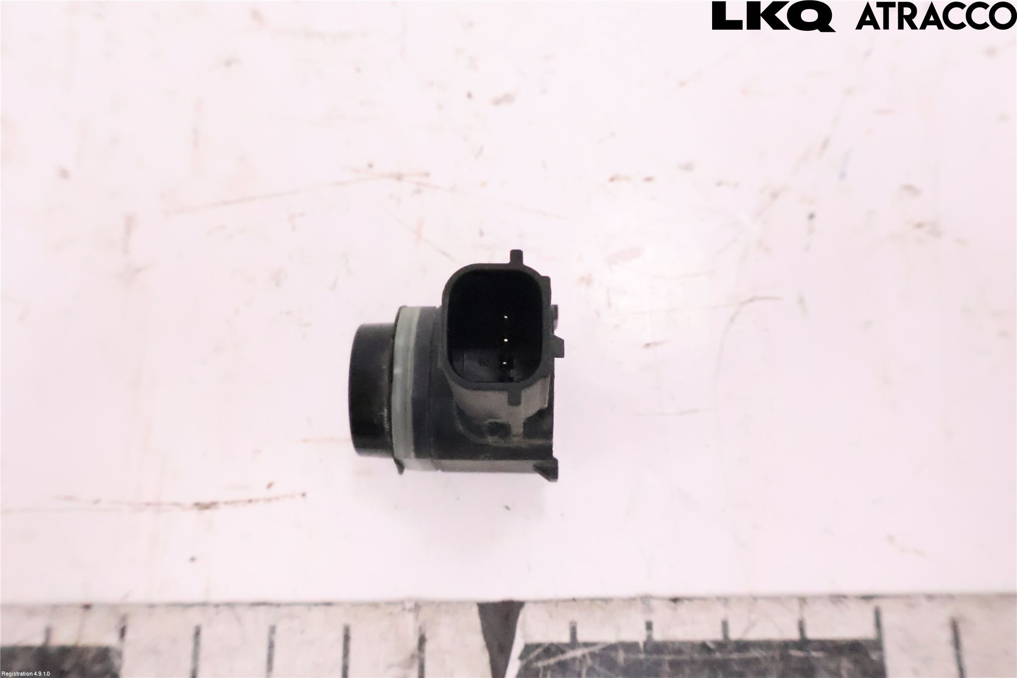 Ford KUGA 17-19 Parkeringshjälp Frontsensor