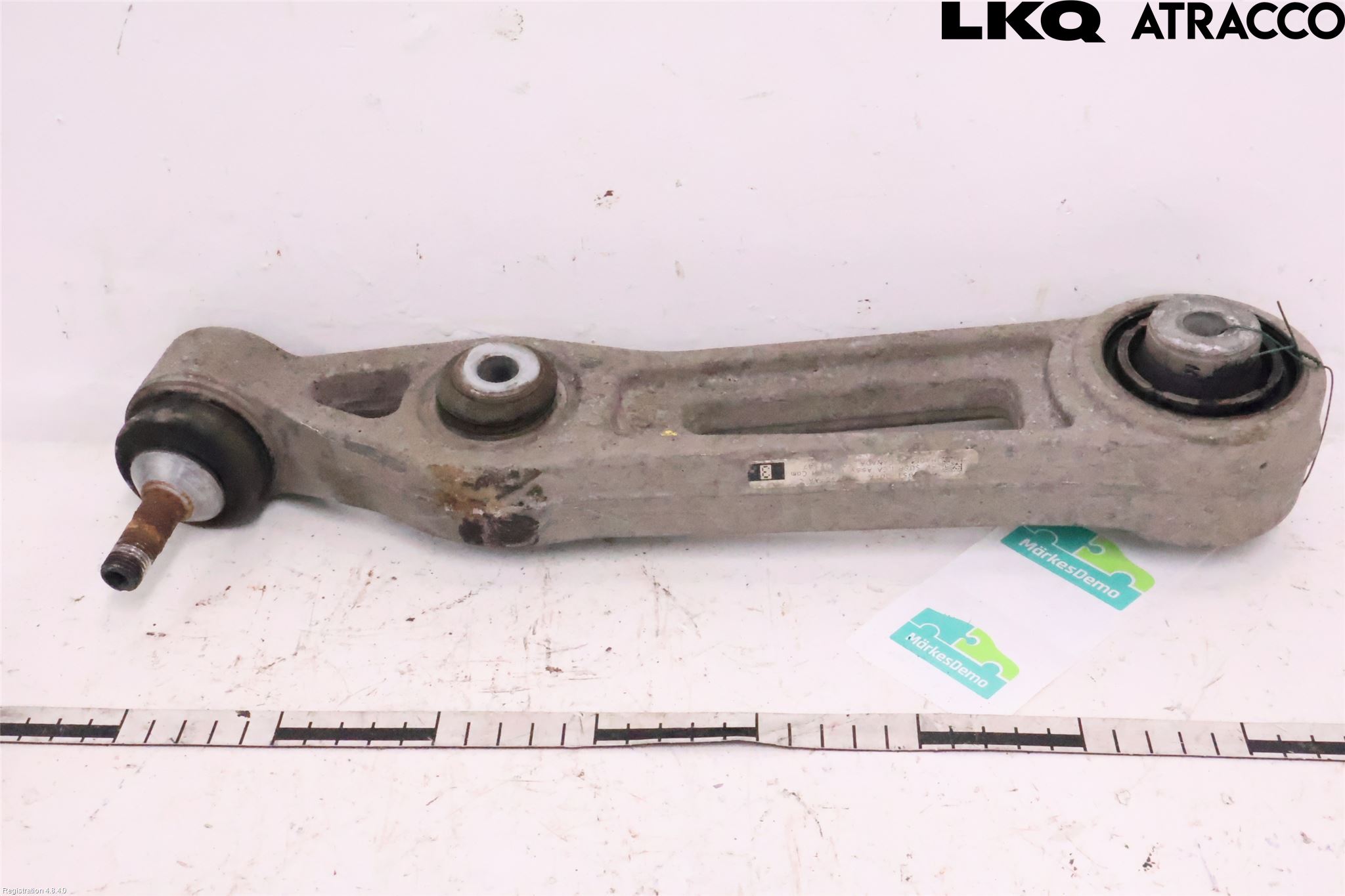 Tesla MODEL S 13- Bärarm Fram Undre Vä