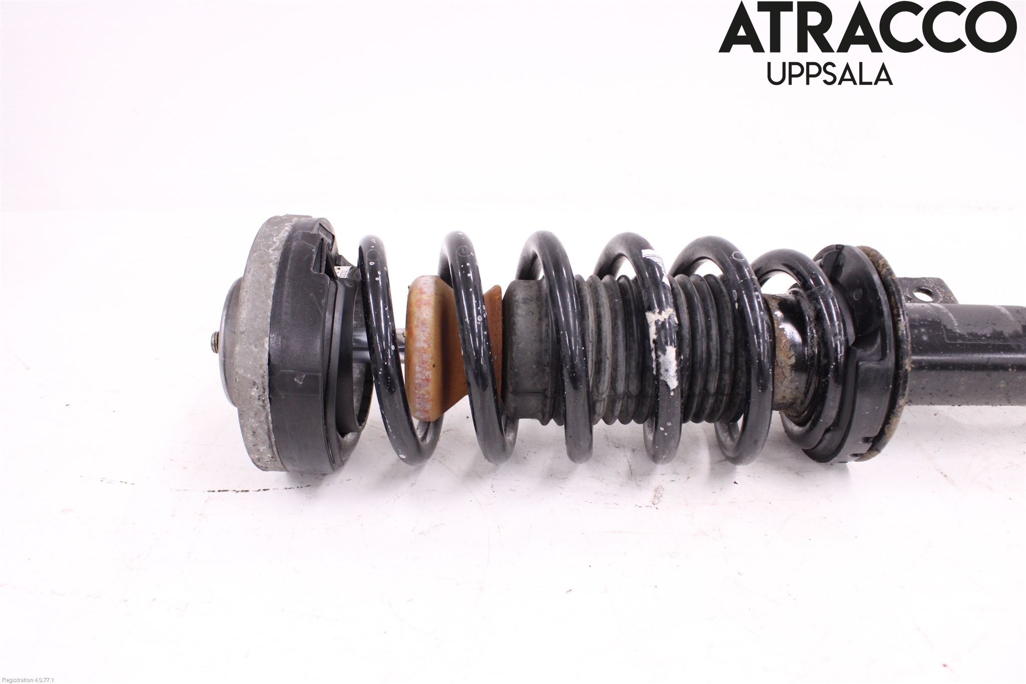 BMW 5 F10/F11/F18 09-17 Fjäderben Fram Vänster