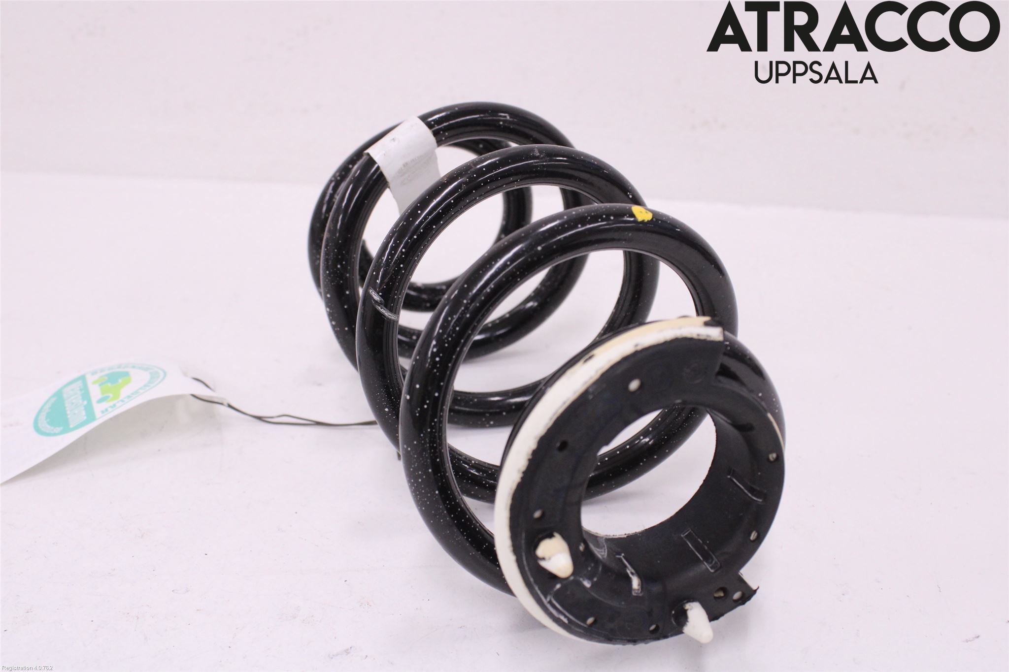 BMW 1 F40 19- Fjäder Bak