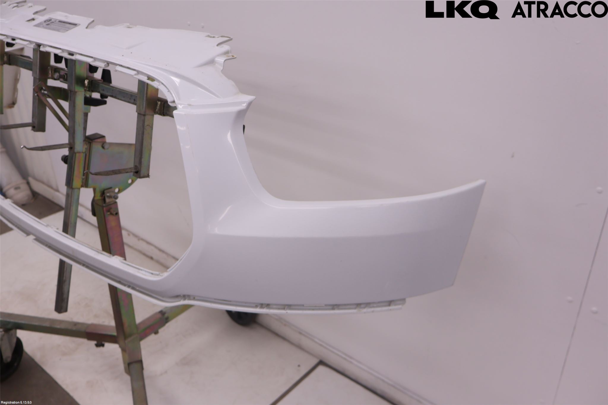 Ford TRANSIT SKÅP/BUSS 14-22 Stötfångardel Fram Mitt