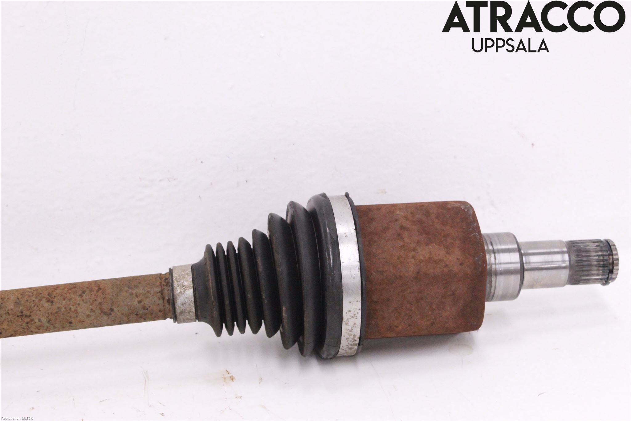 Volvo V40 12-19 Drivaxel Fram Vänster