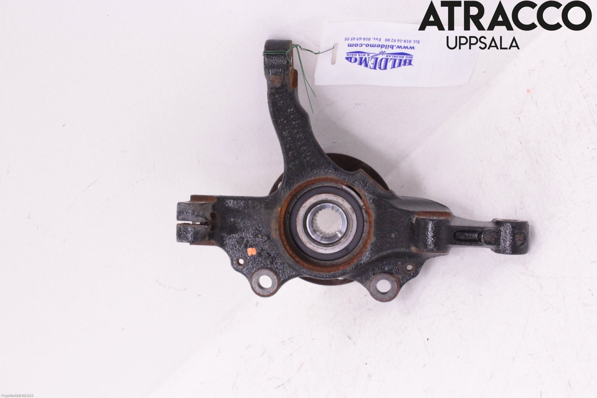 Opel CORSA E 15-19 Styrspindel Lagerhus Vä