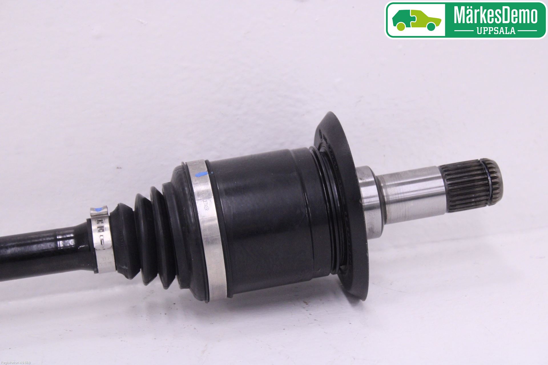 BMW 3 G20/G21/G80/G81 19- Drivaxel Bak Vänster