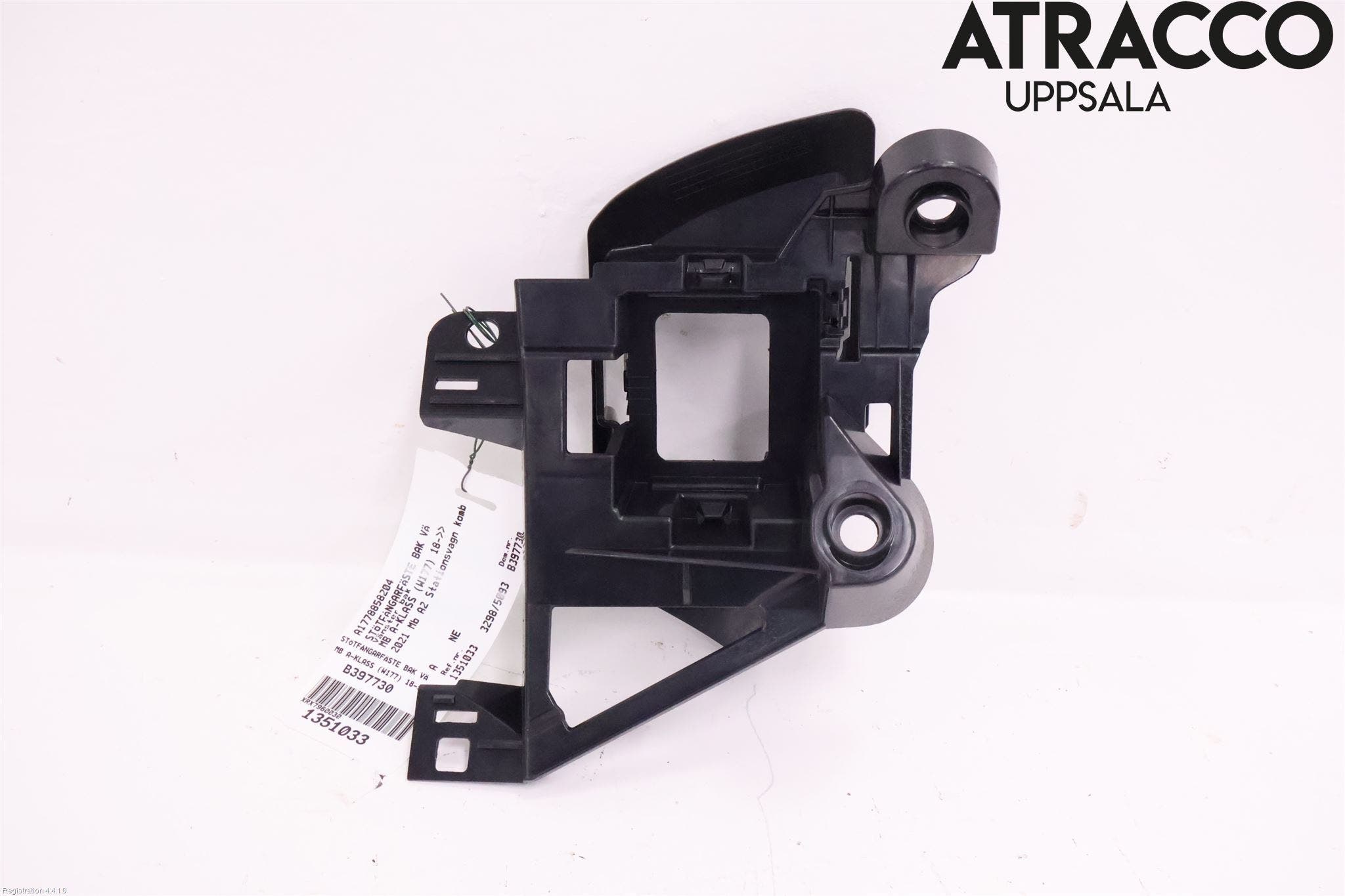 Mercedes-Benz MB A-KLASS (W177) 18- Stötfångarfäste Bak Vä