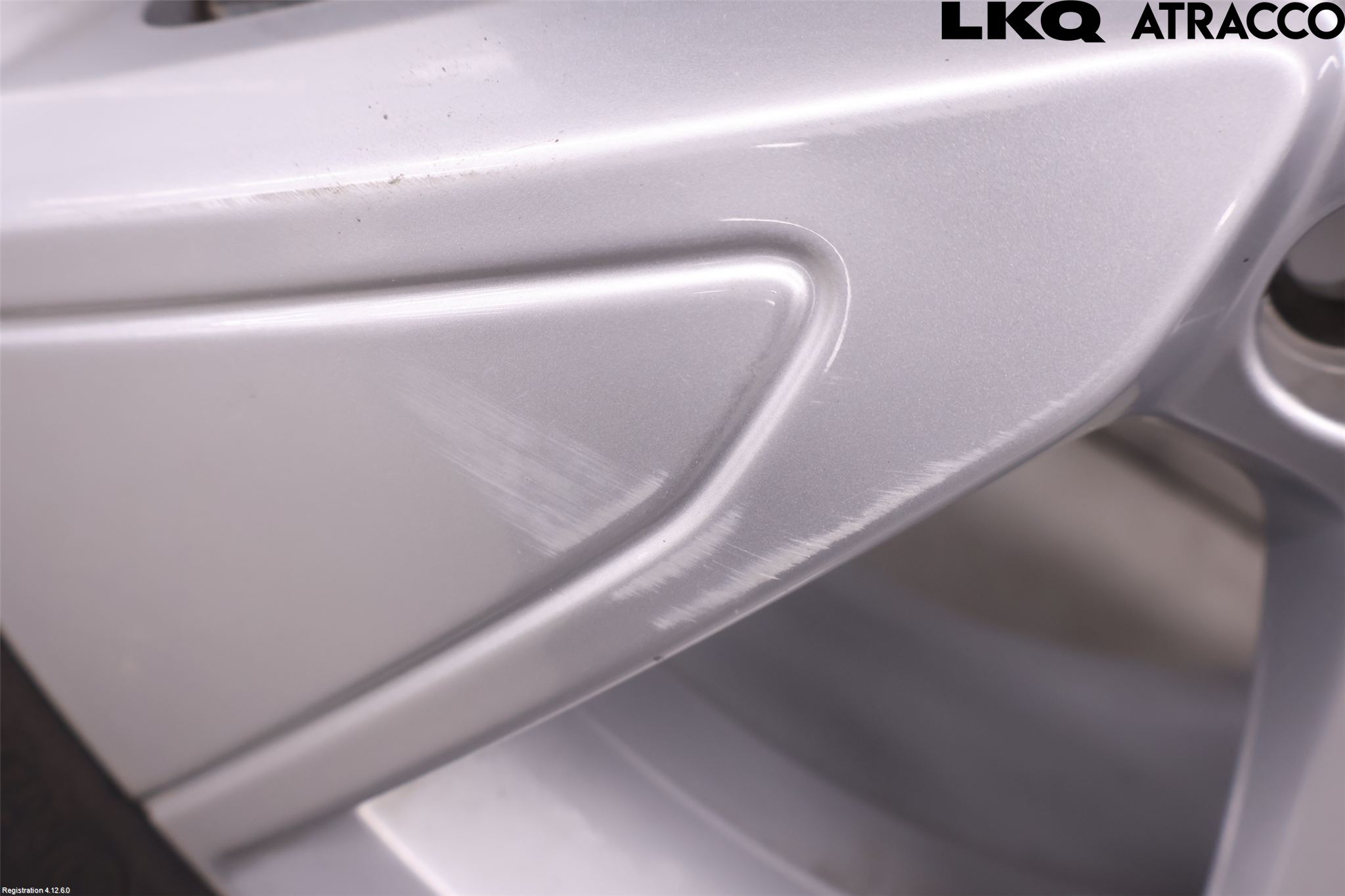 Volvo XC40/RECHARGE 18- Vinterdäck Alumfälg 4St