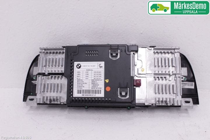 BMW 5 F10/F11/F18 09-17 Bildskärm