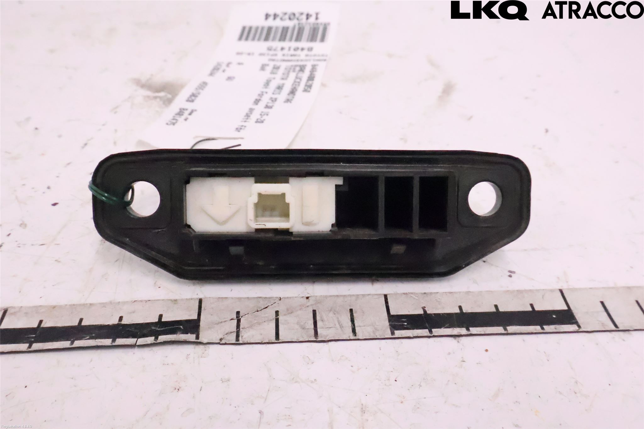 Toyota YARIS XP130 15-20 Bakluckehandtag