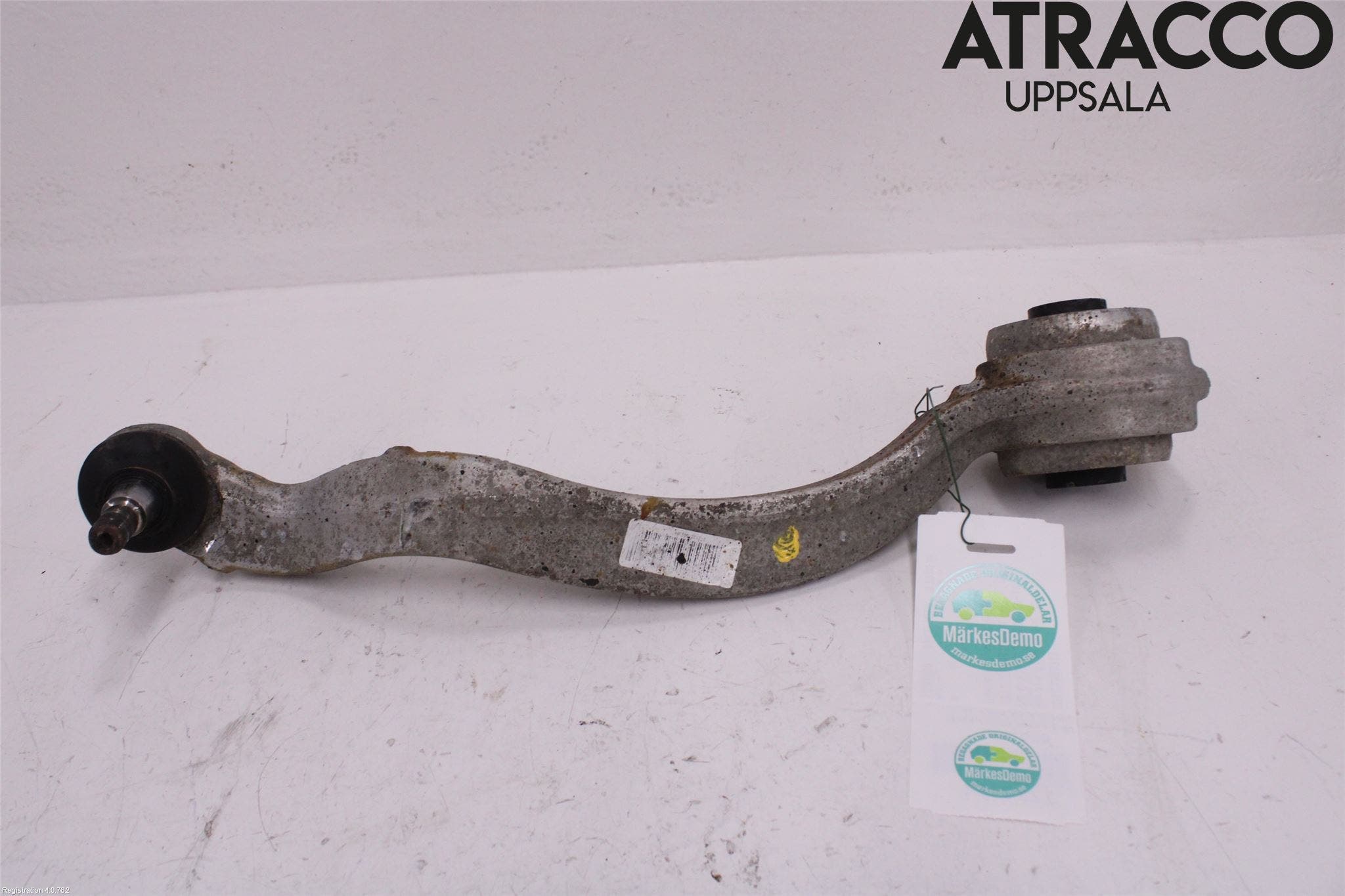 Mercedes-Benz MB E-KLASS (W212) 09-16 Bärarm Fram Undre Vä