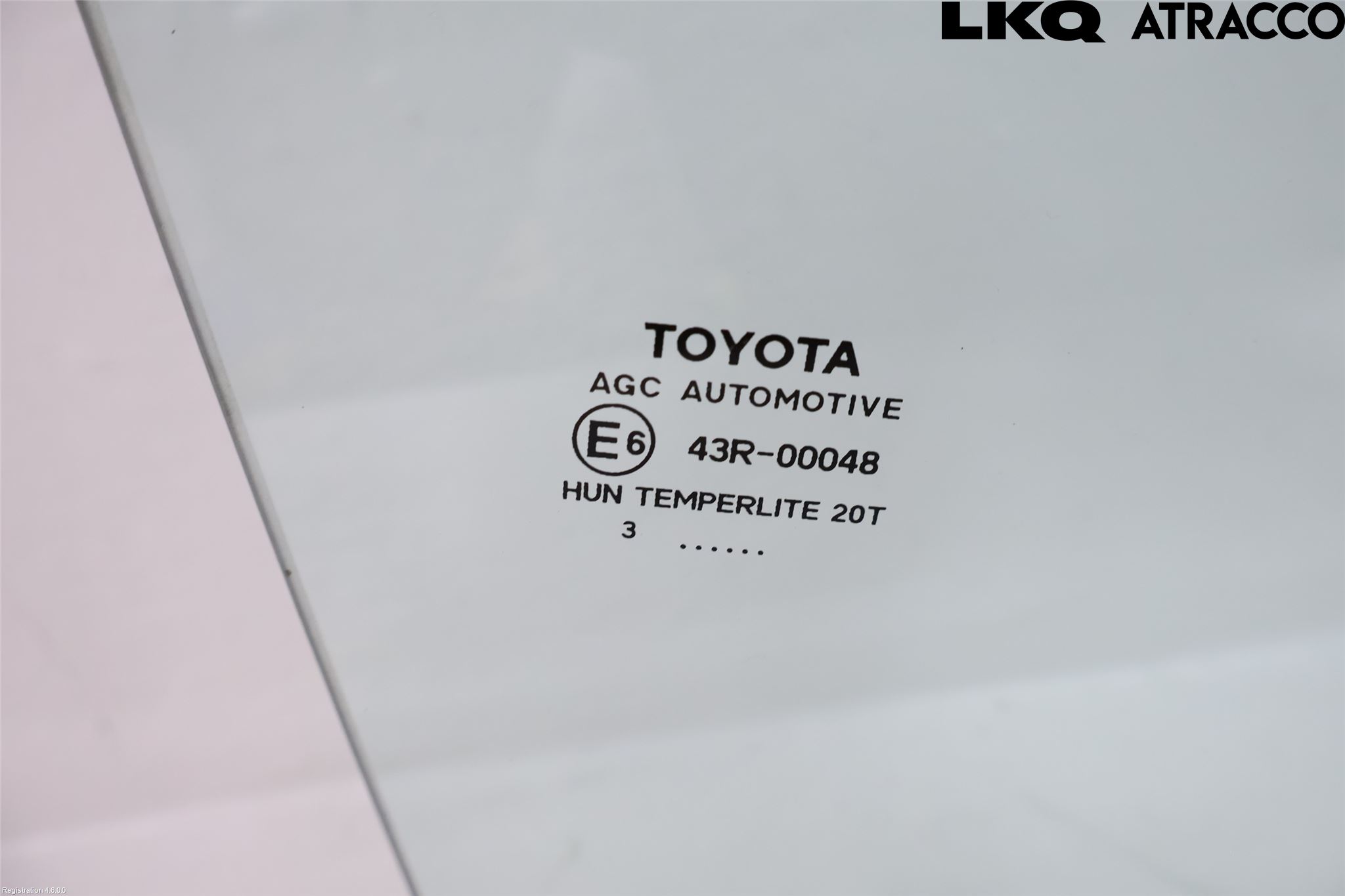 Toyota YARIS CROSS XP21 21- Dörruta Bak Höger