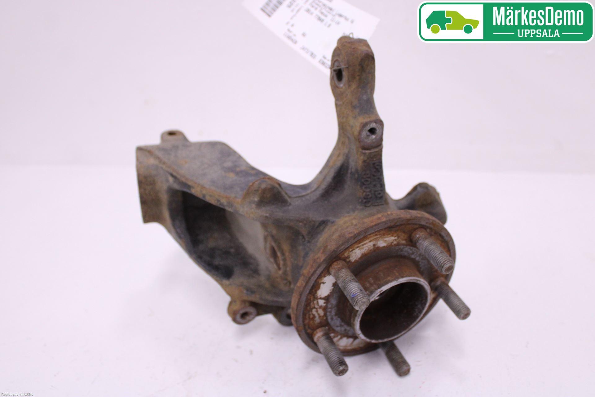 Ford FOCUS 11-14 Styrspindel Lagerhus Vä