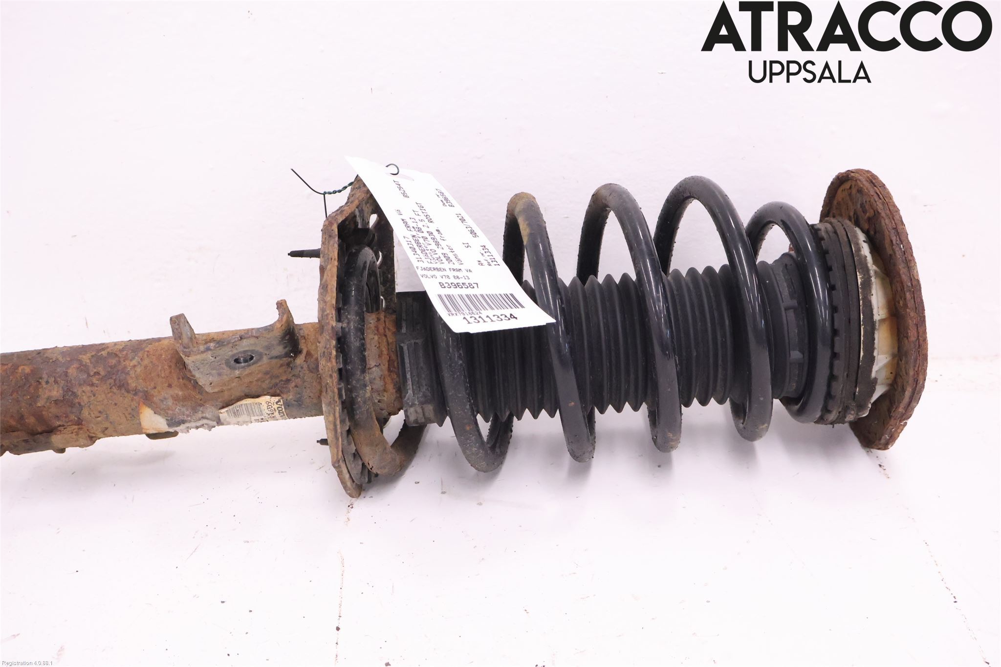 Volvo V70 08-13 Fjäderben Fram Vänster