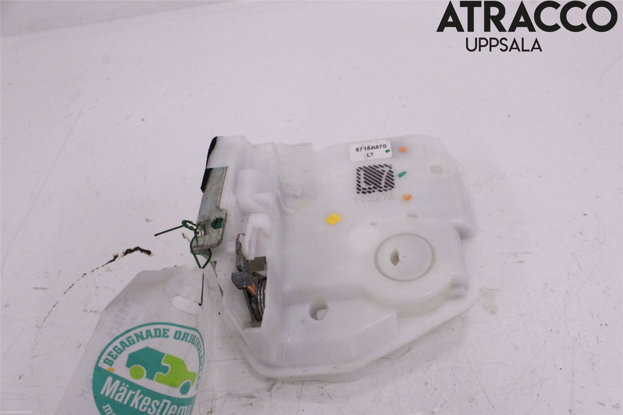 Mitsubishi L200 16-23 Låskista-Dörrlås