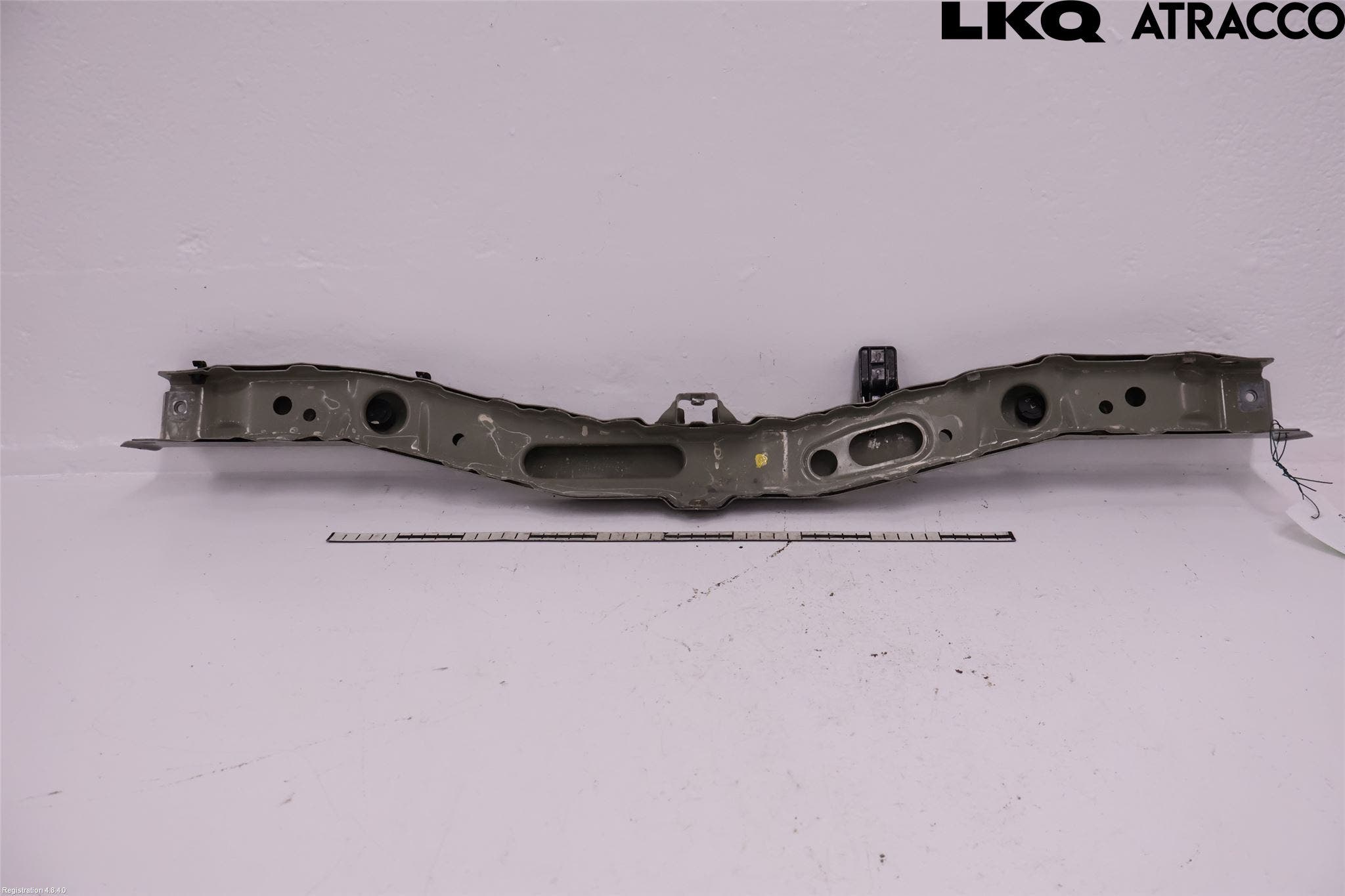 Toyota AURIS 13-19 Kylarfäste-Ram-Balk