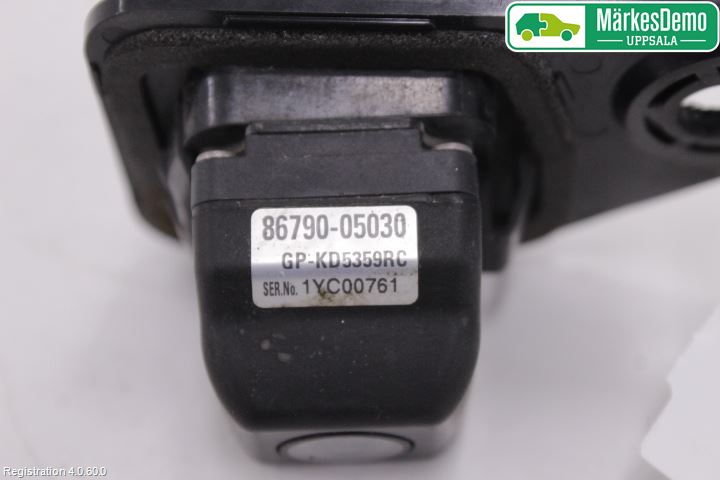 Toyota AVENSIS 09-15 Parkeringshjälp Kamera