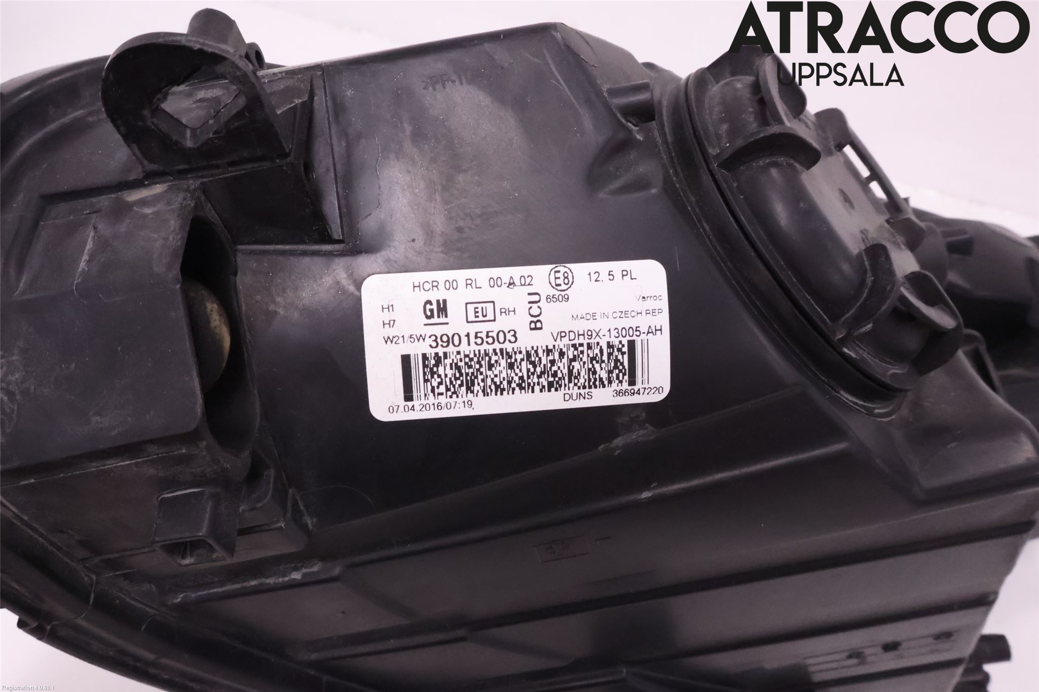 Opel ADAM 13-20 Strålkastare Höger