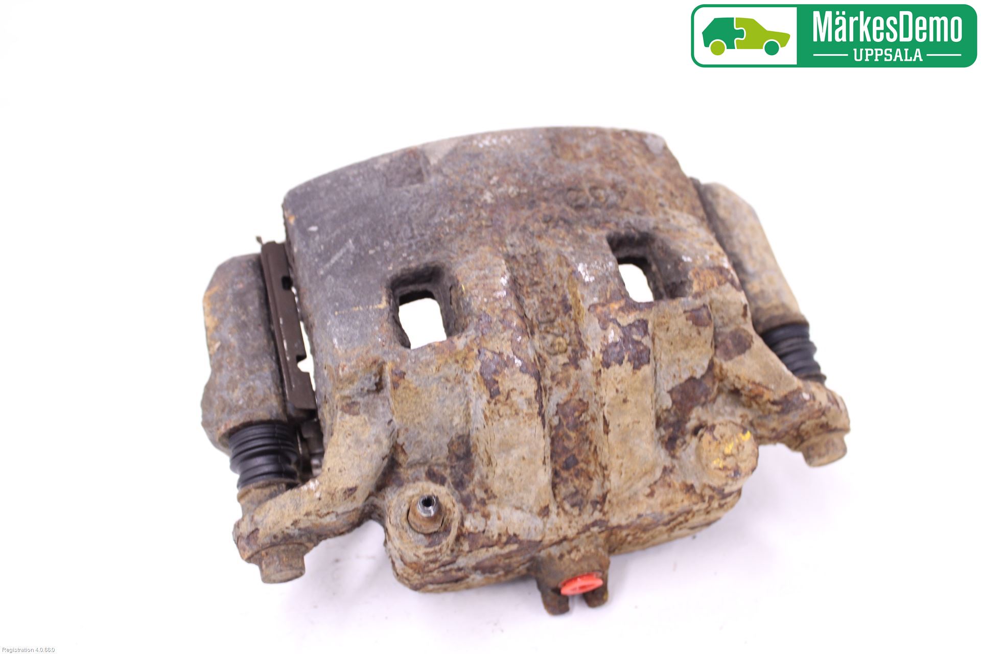 Nissan NAVARA 05-16 Bromsok Fram Höger