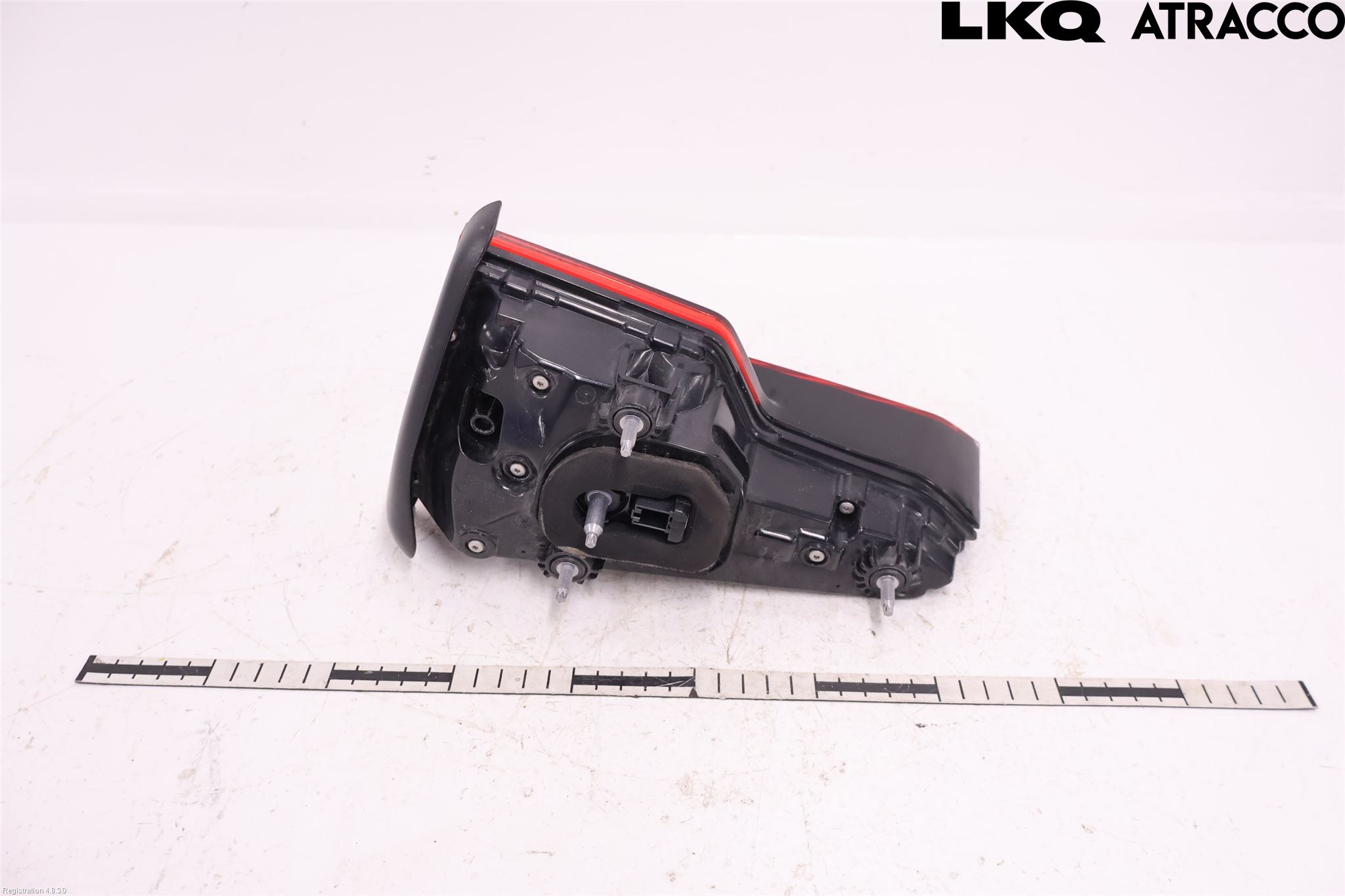 Audi A4/S4 B9 16-19 Bakljus Lucka Vä