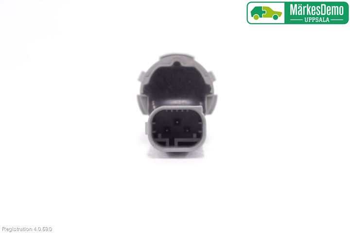 BMW 7 E65/66    00-08 Parkeringshjälp Frontsensor