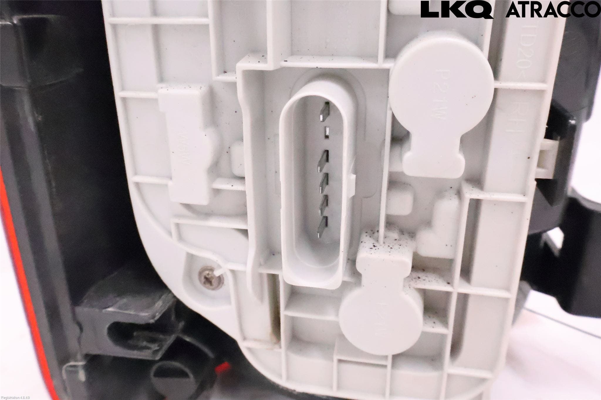 Volkswagen VW CADDY 16-20 Bakljus Höger