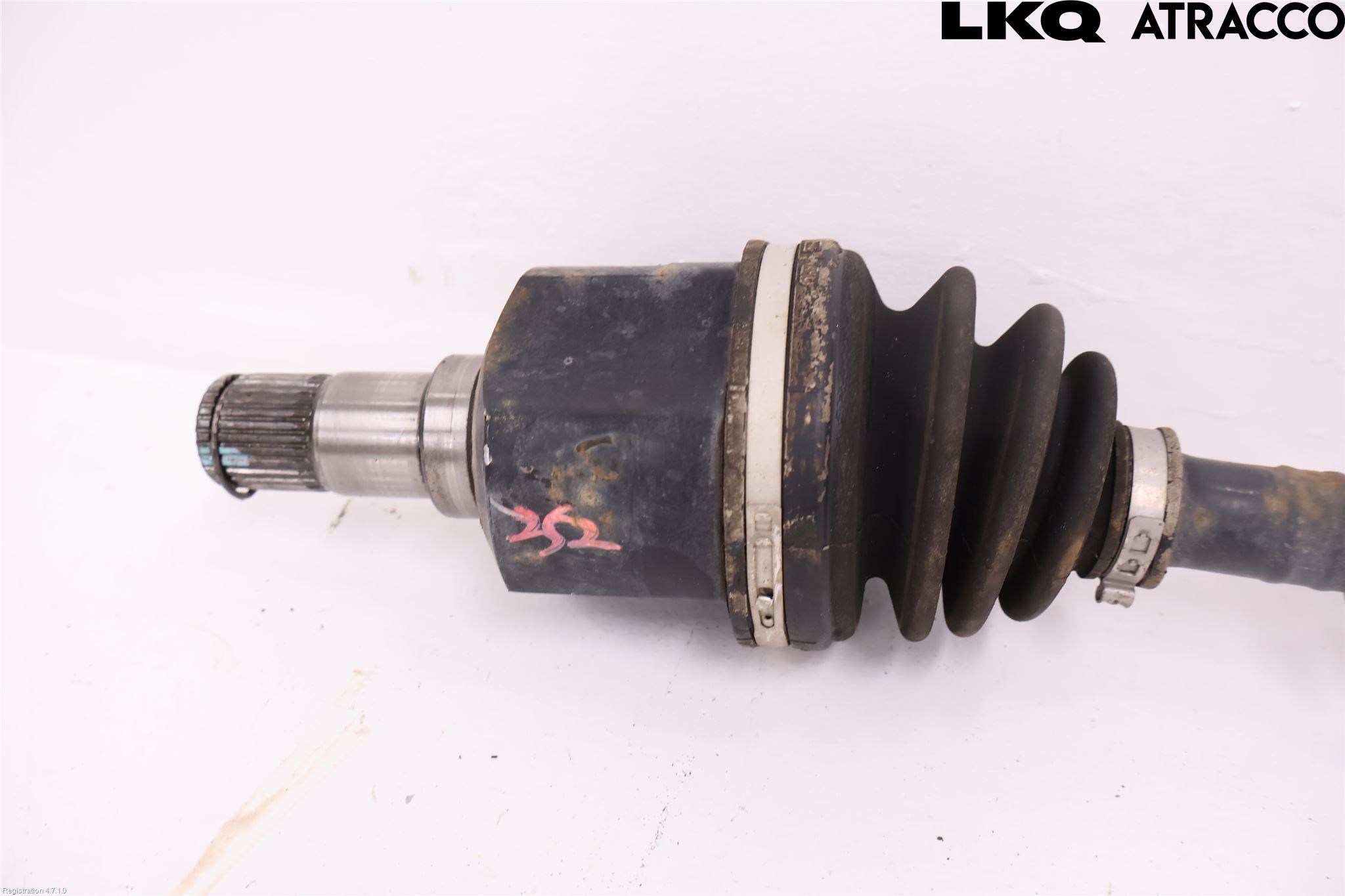 Hyundai i40 08-15 Drivaxel Fram Vänster