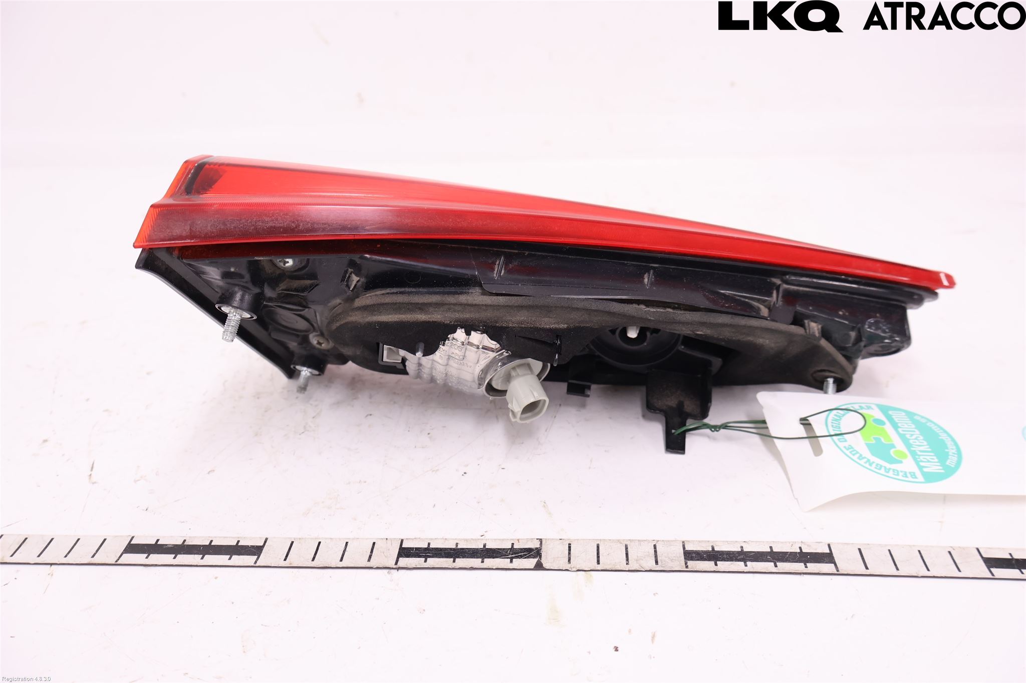 Toyota YARIS XP130 15-20 Bakljus Lucka Hö