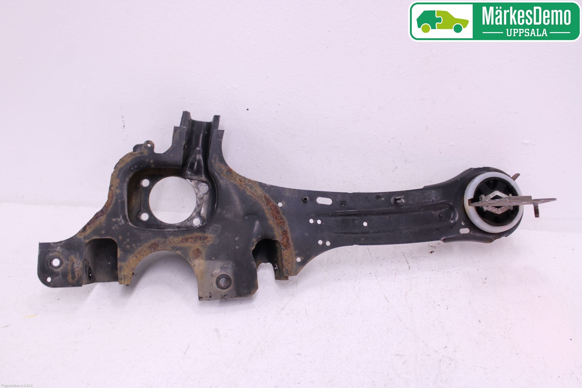 Volvo V60 14-18 Bärarm Bak Vänster