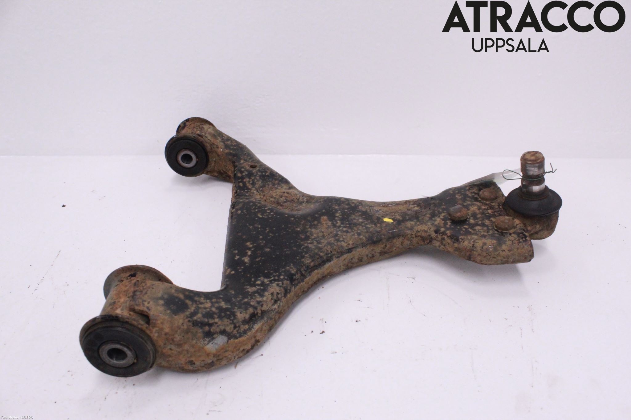 Mercedes-Benz MB VITO/VIANO (W639) 04-14 Bärarm Fram Undre Hö