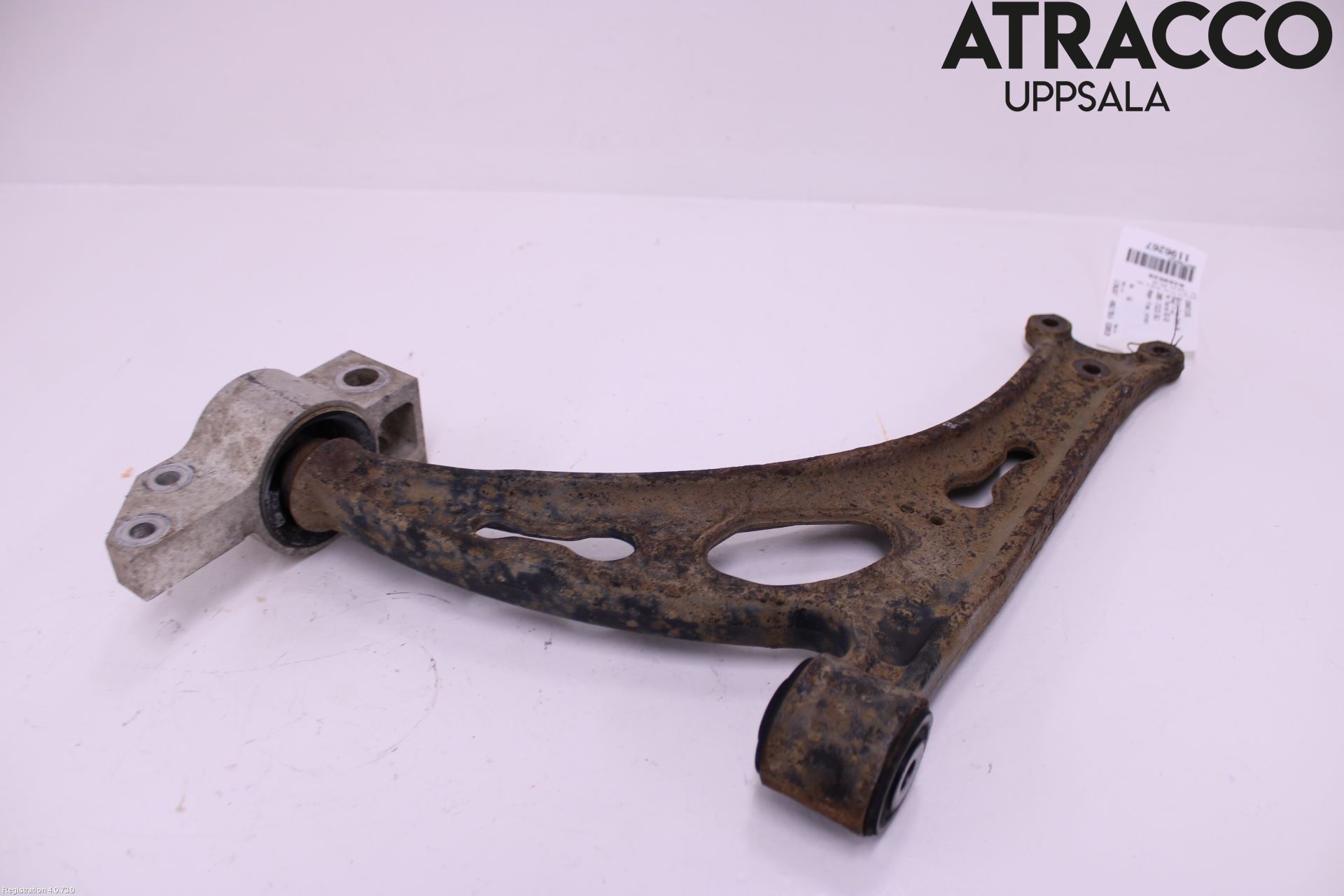 Volkswagen VW TOURAN 03-10 Bärarm Fram Undre Hö