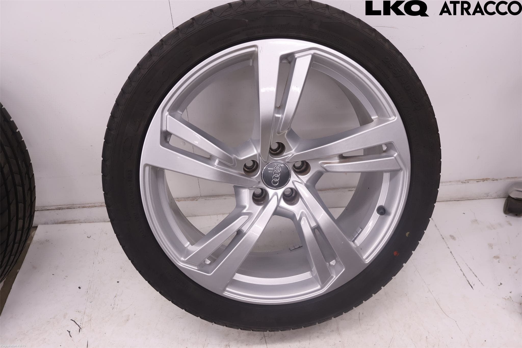 Audi A6 ALLROAD 12-18 Sommardäck Alumfälg 4St