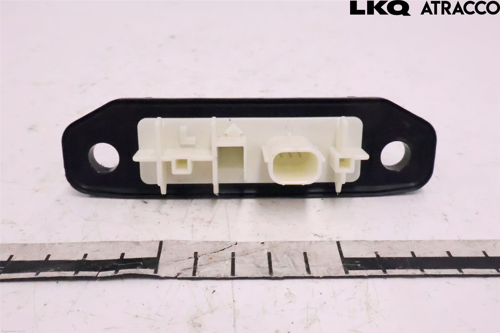 Lexus UX/300e 19- Bakluckehandtag