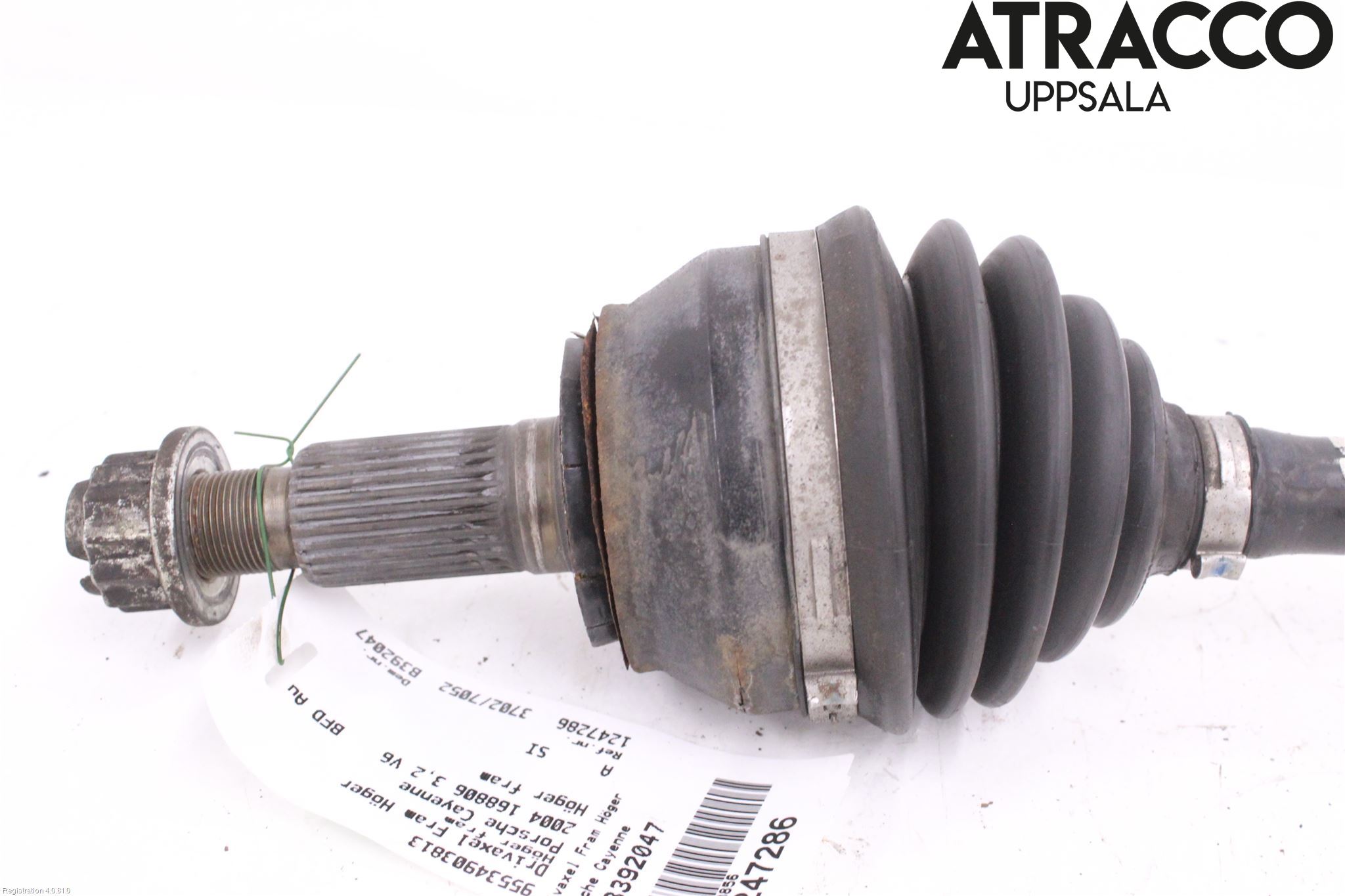 Porsche CAYENNE 03- Drivaxel Fram Höger