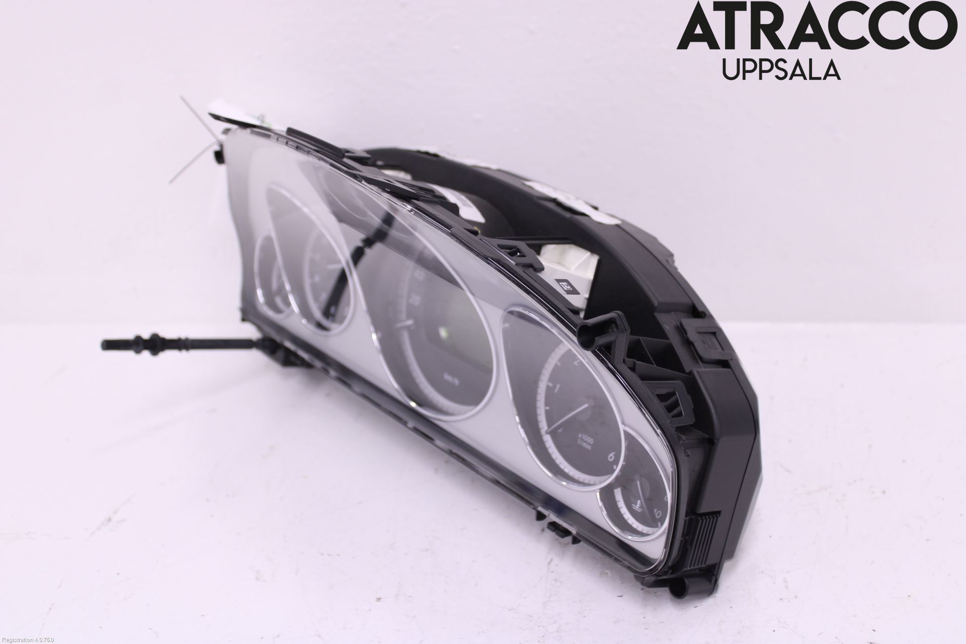 Mercedes-Benz MB E-KLASS (W212) 09-16 Instrument Hast