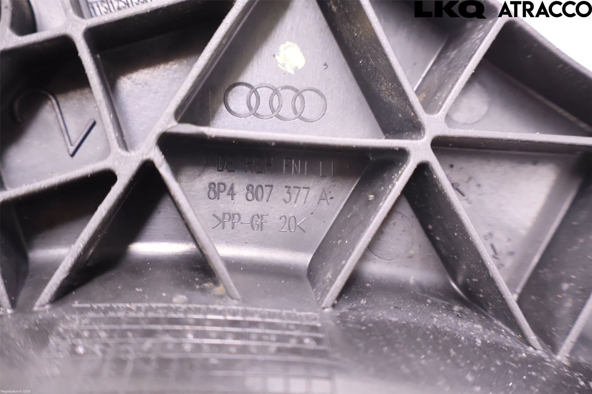 Audi A3/S3 05-13 Stötfångarfäste Bak Vä