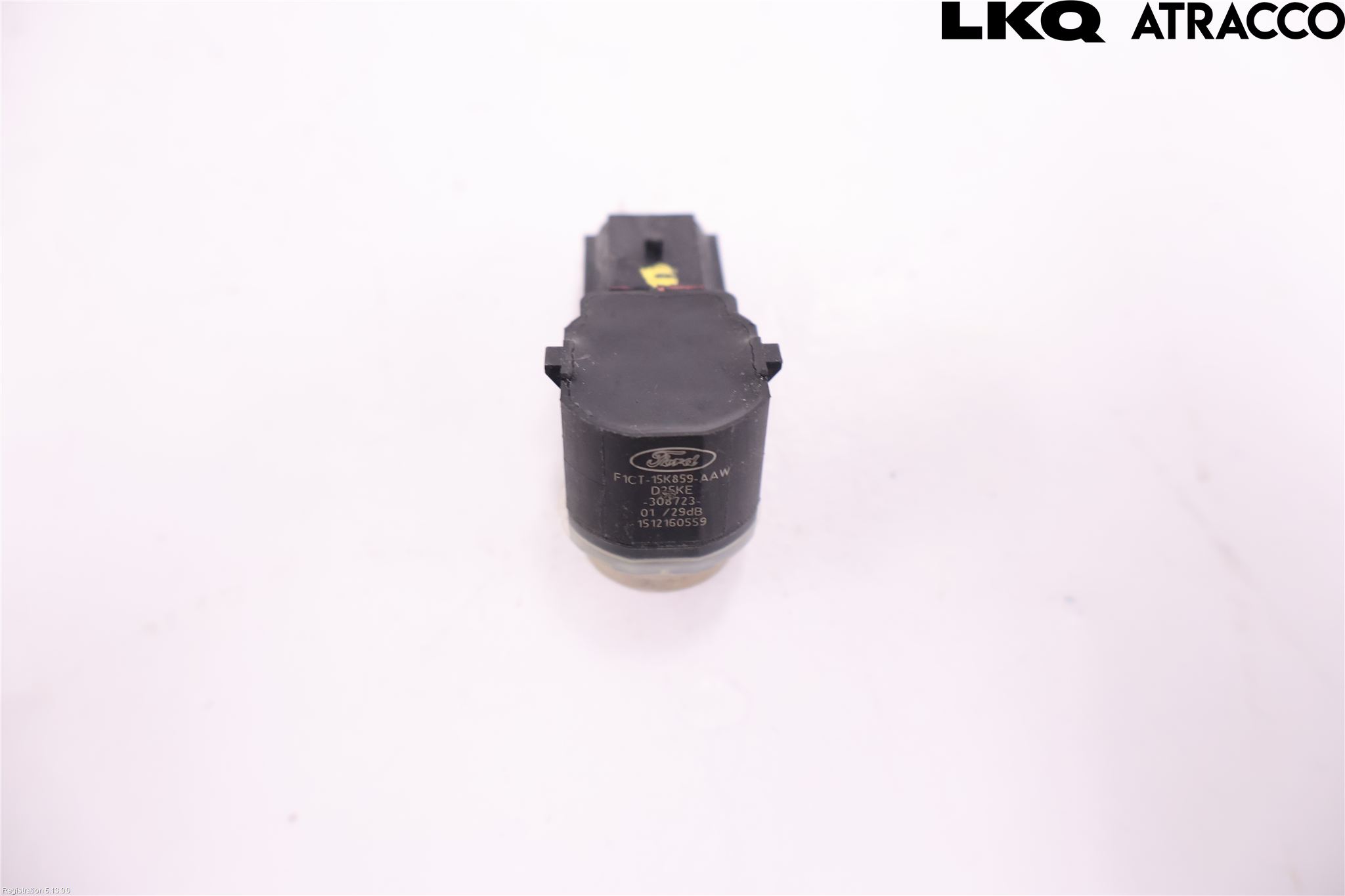 Ford KUGA 17-19 Parkeringshjälp Backsensor