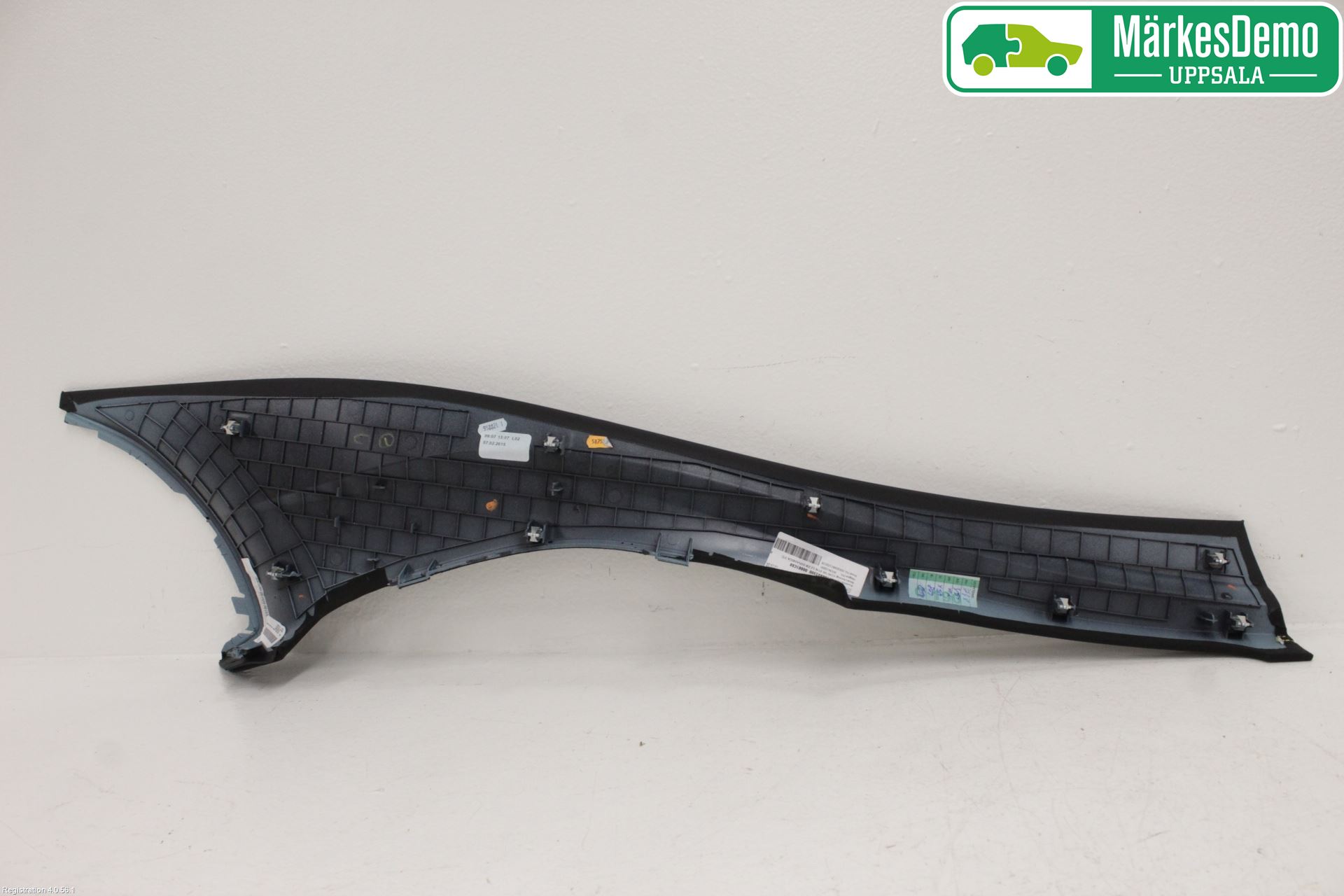 Mercedes-Benz MB AMG GT (C190/R190) 14-22 Instrumentkonsoll Mitt