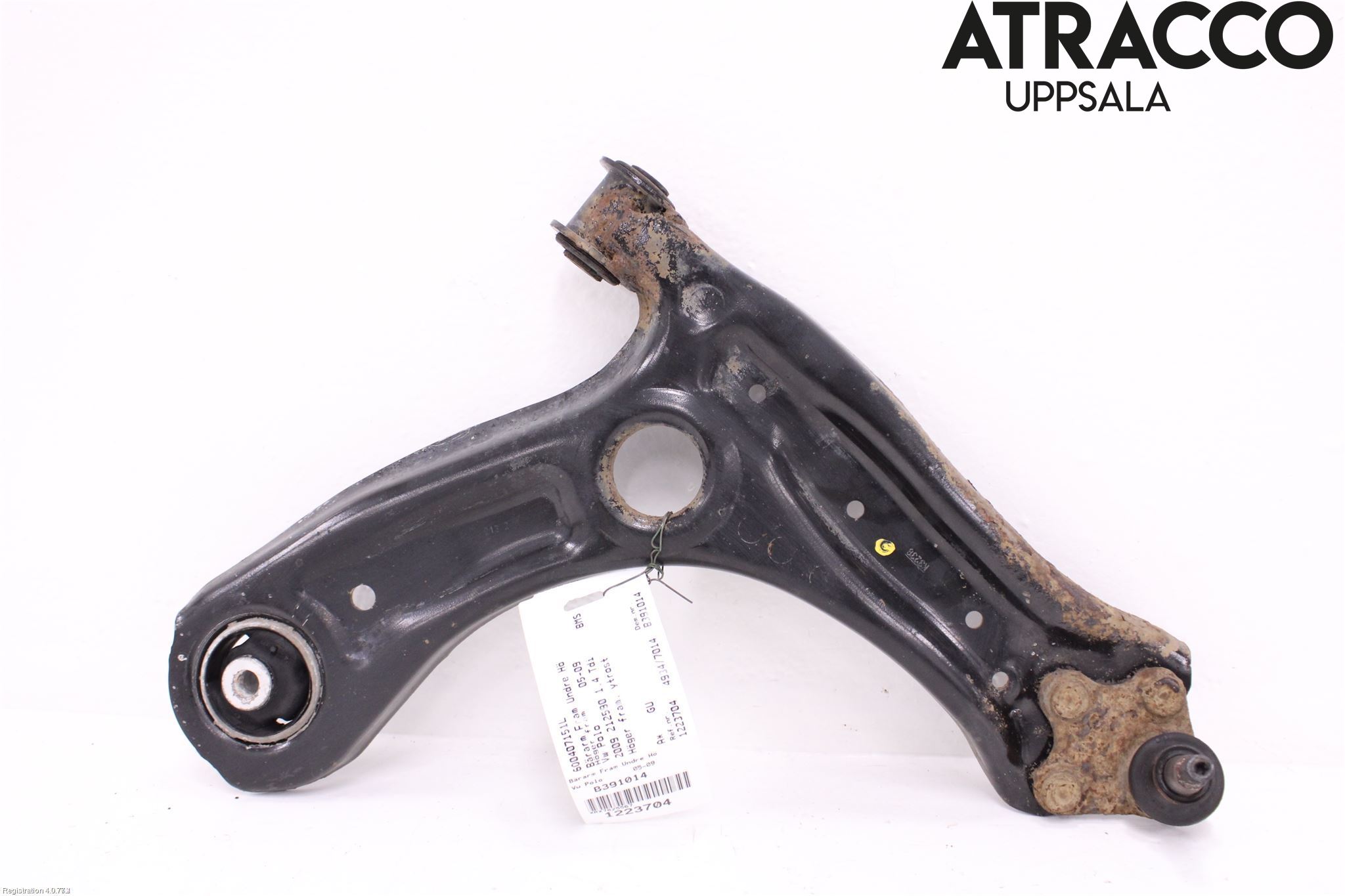 Volkswagen VW POLO 05-09 Bärarm Fram Undre Hö