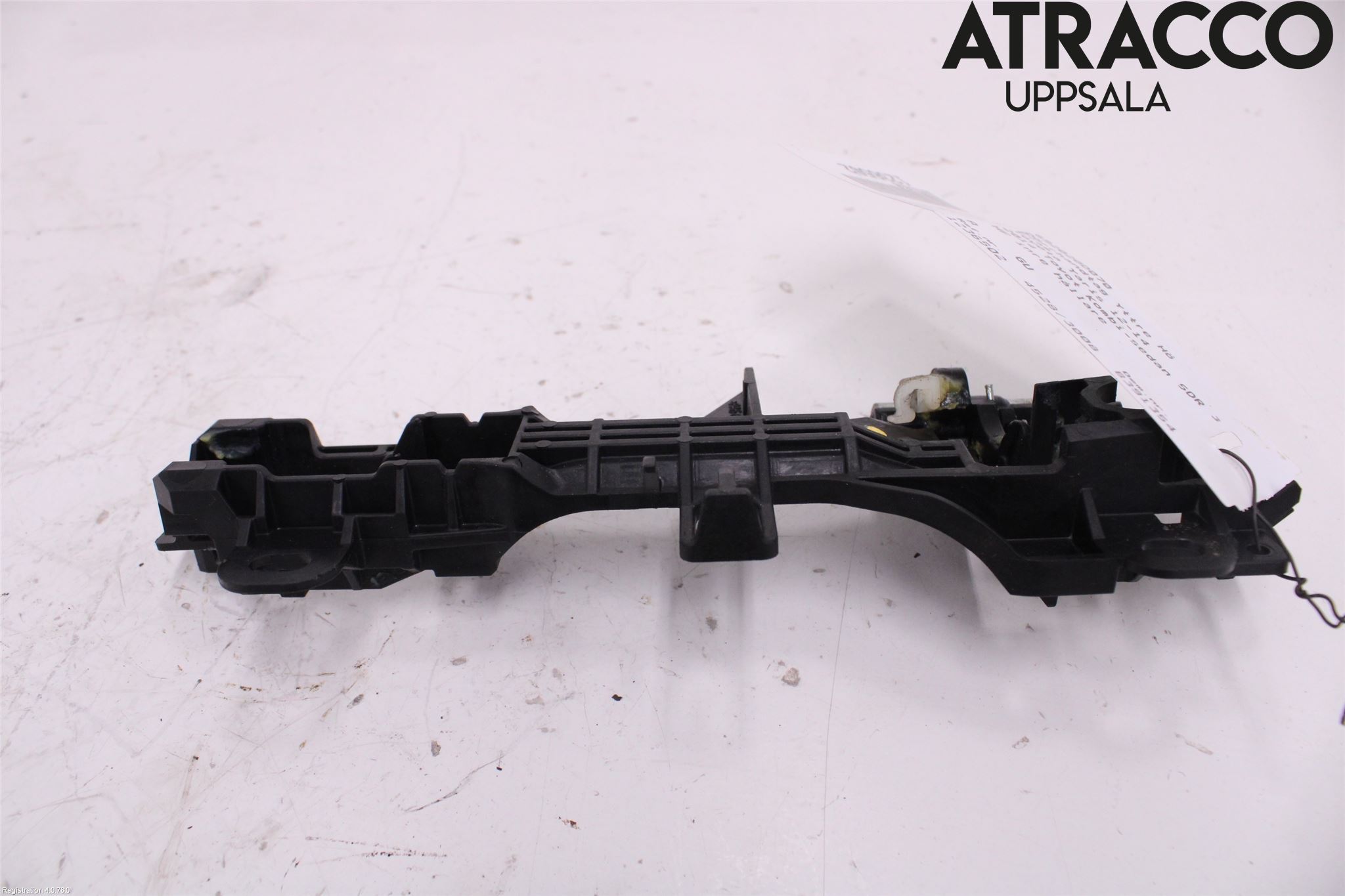 Toyota YARIS XP130 12-14 Dörrhandtag Yttre Hö